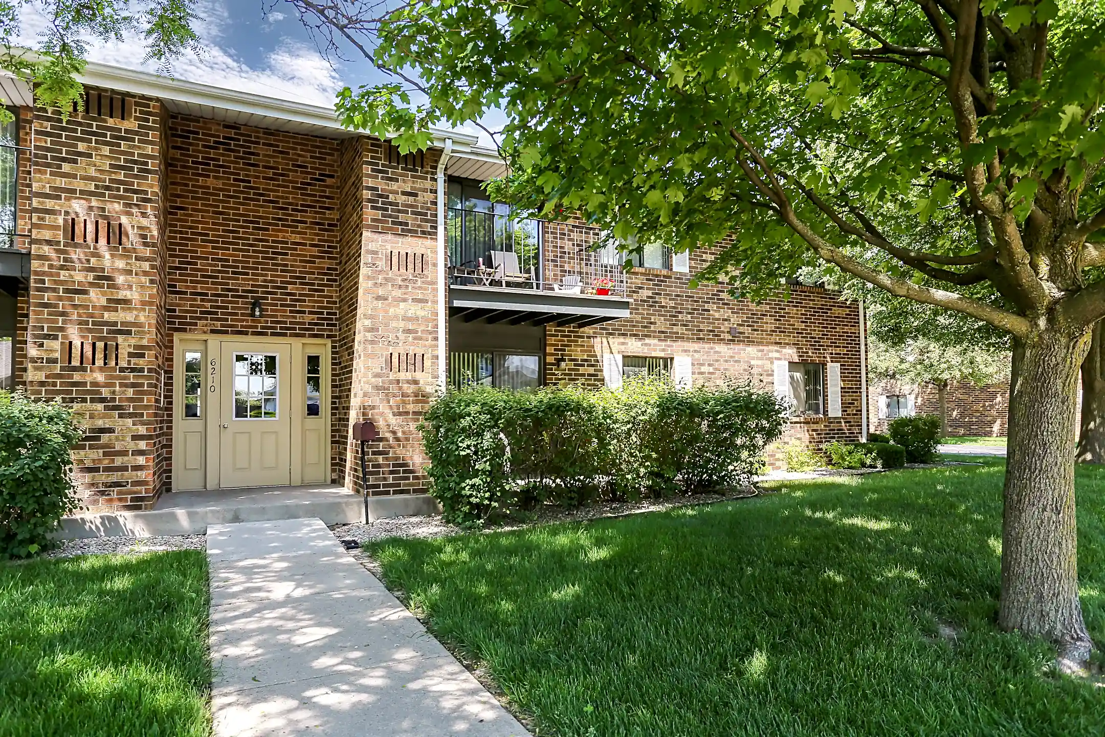 Cranberry Apartments Kenosha, WI 53142