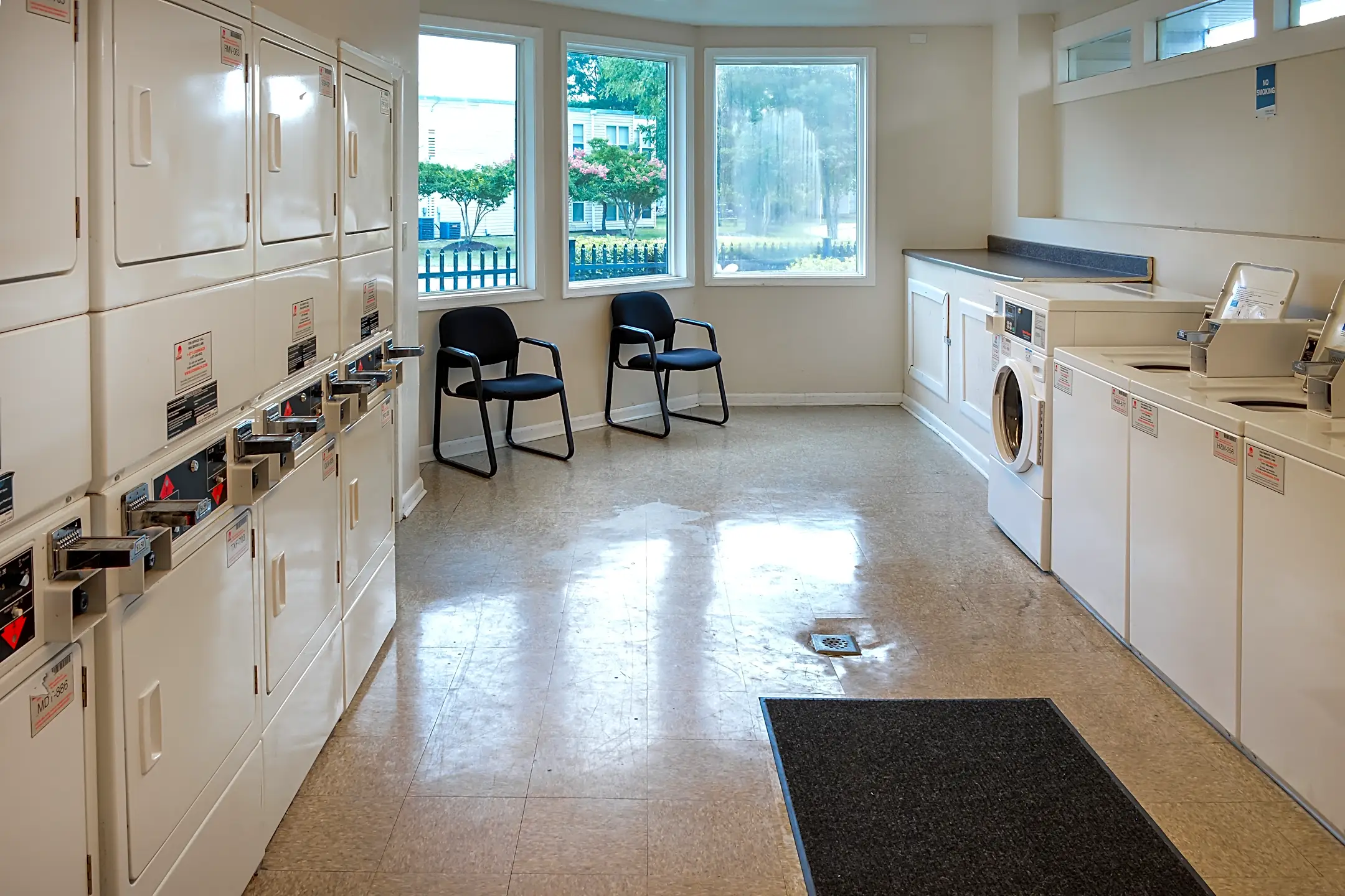 Stone Ridge Apartments 6200 Hightower Rd Portsmouth, VA Apartments