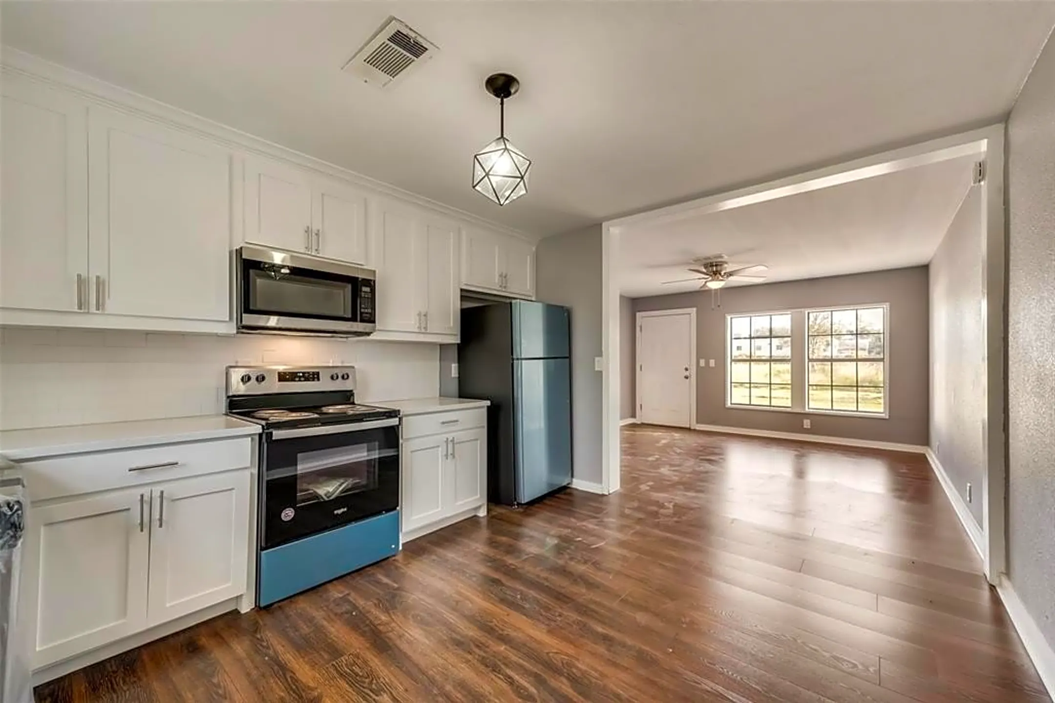 111 Kelly Ln Apartments Seven Points, TX 75143