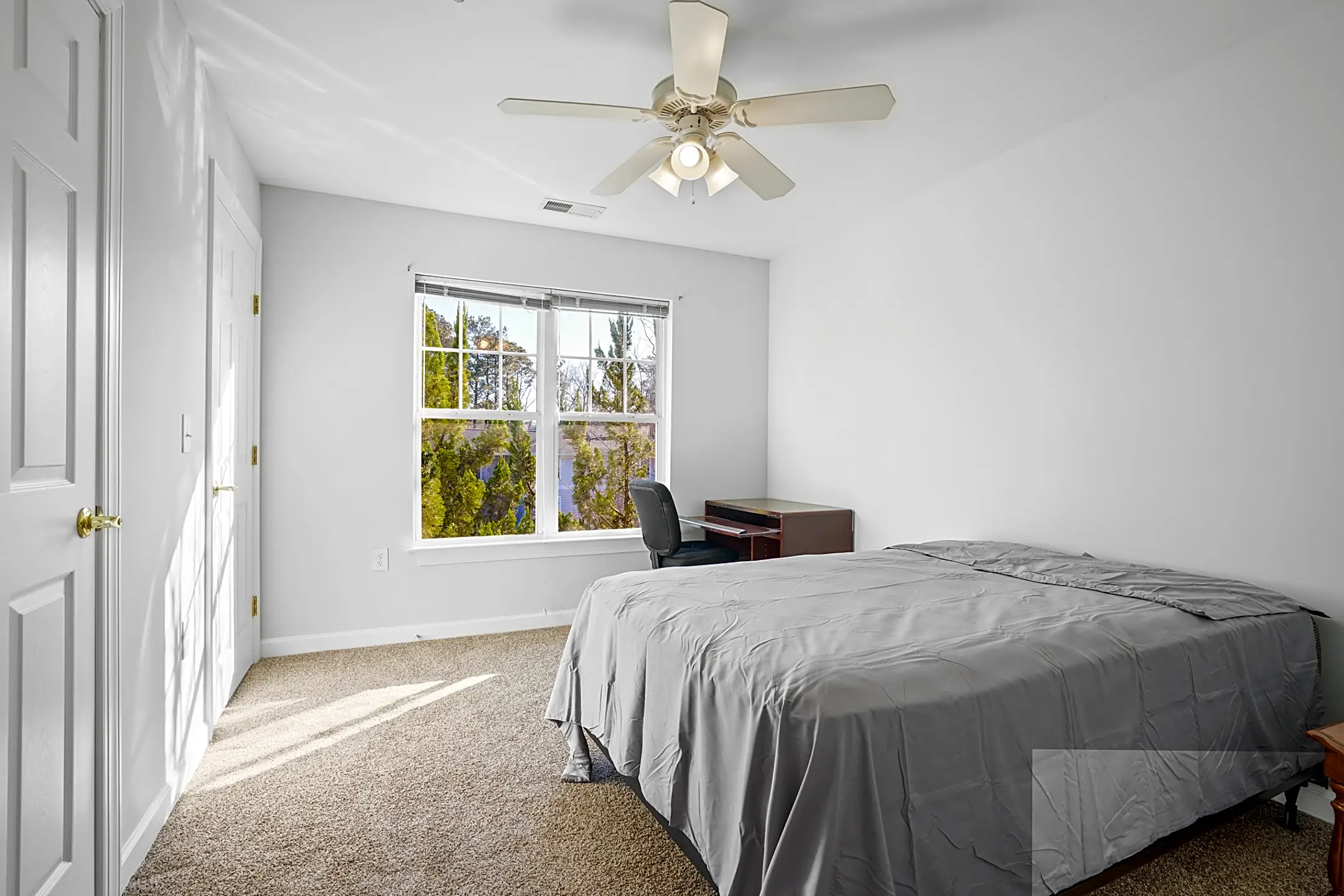 929 Morreene Rd Condos Durham, NC 27705