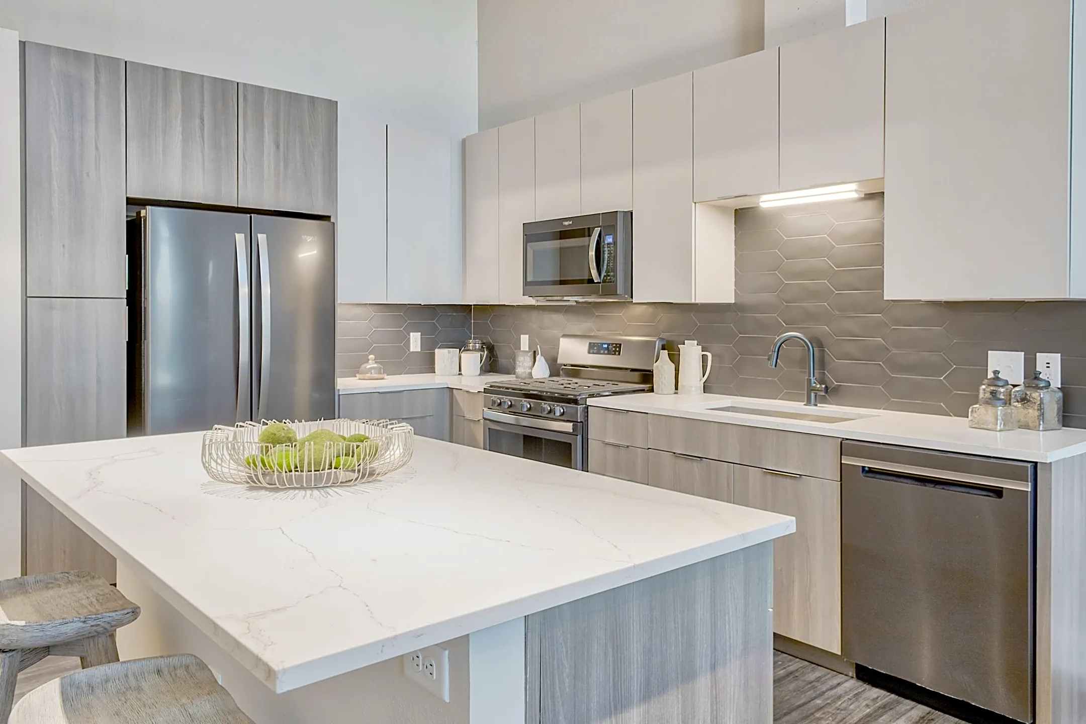 Kitchen - Ascent Apartments - Westminster, CO