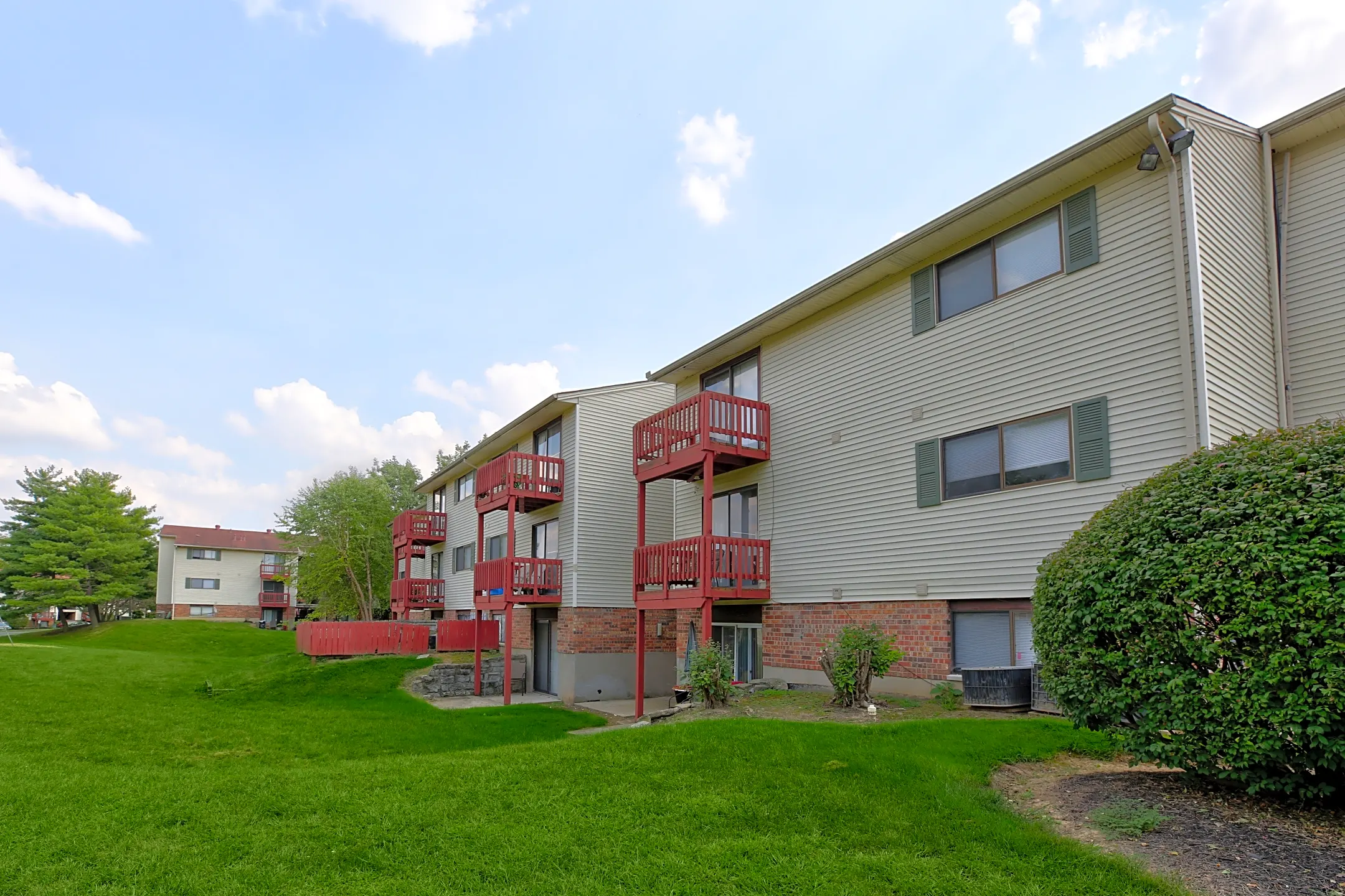 Pleasant Run Apartments - Cincinnati, OH 45240