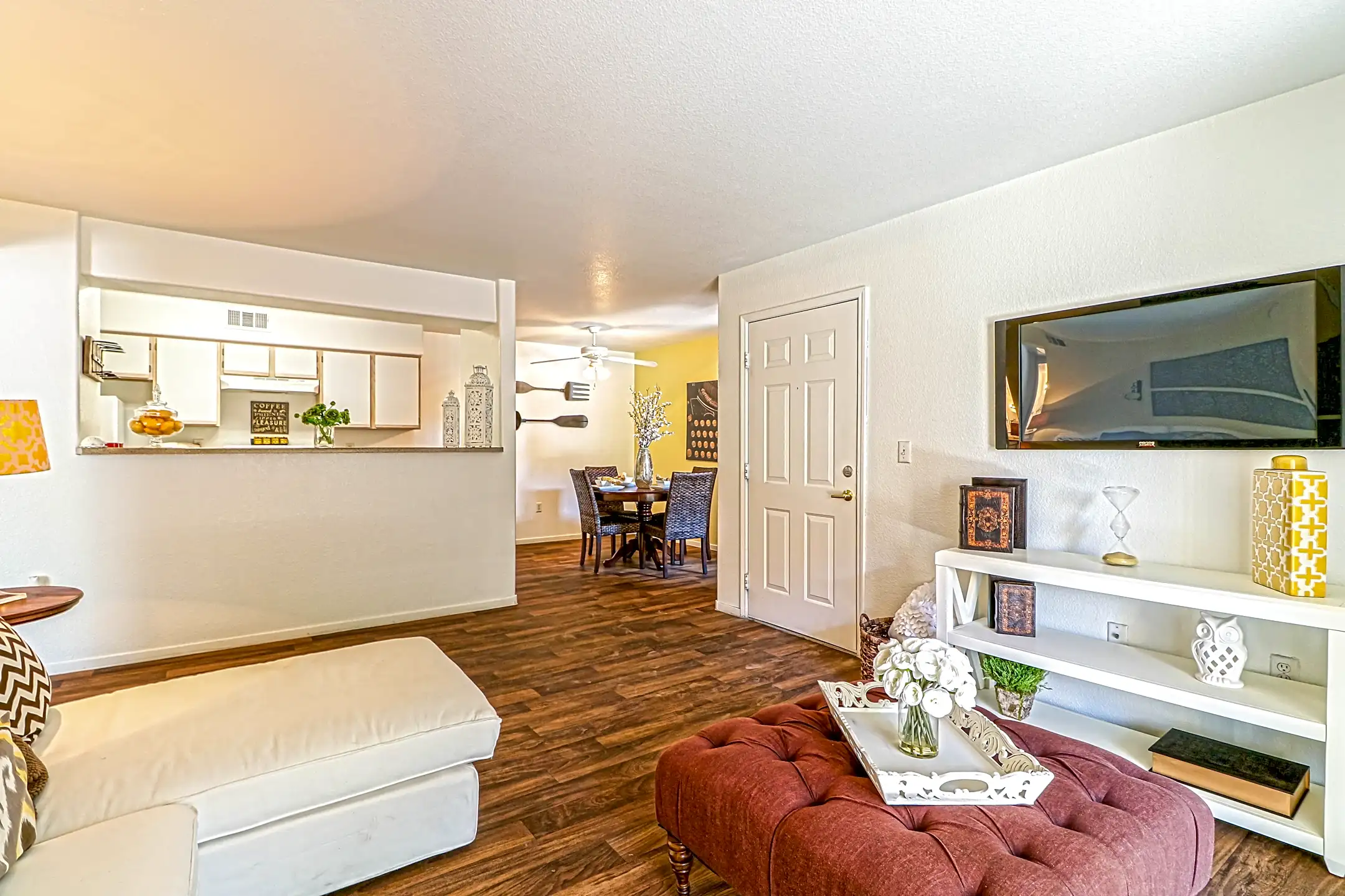 Monterra Apartment Homes 5250 Stewart Ave Las Vegas, NV Apartments