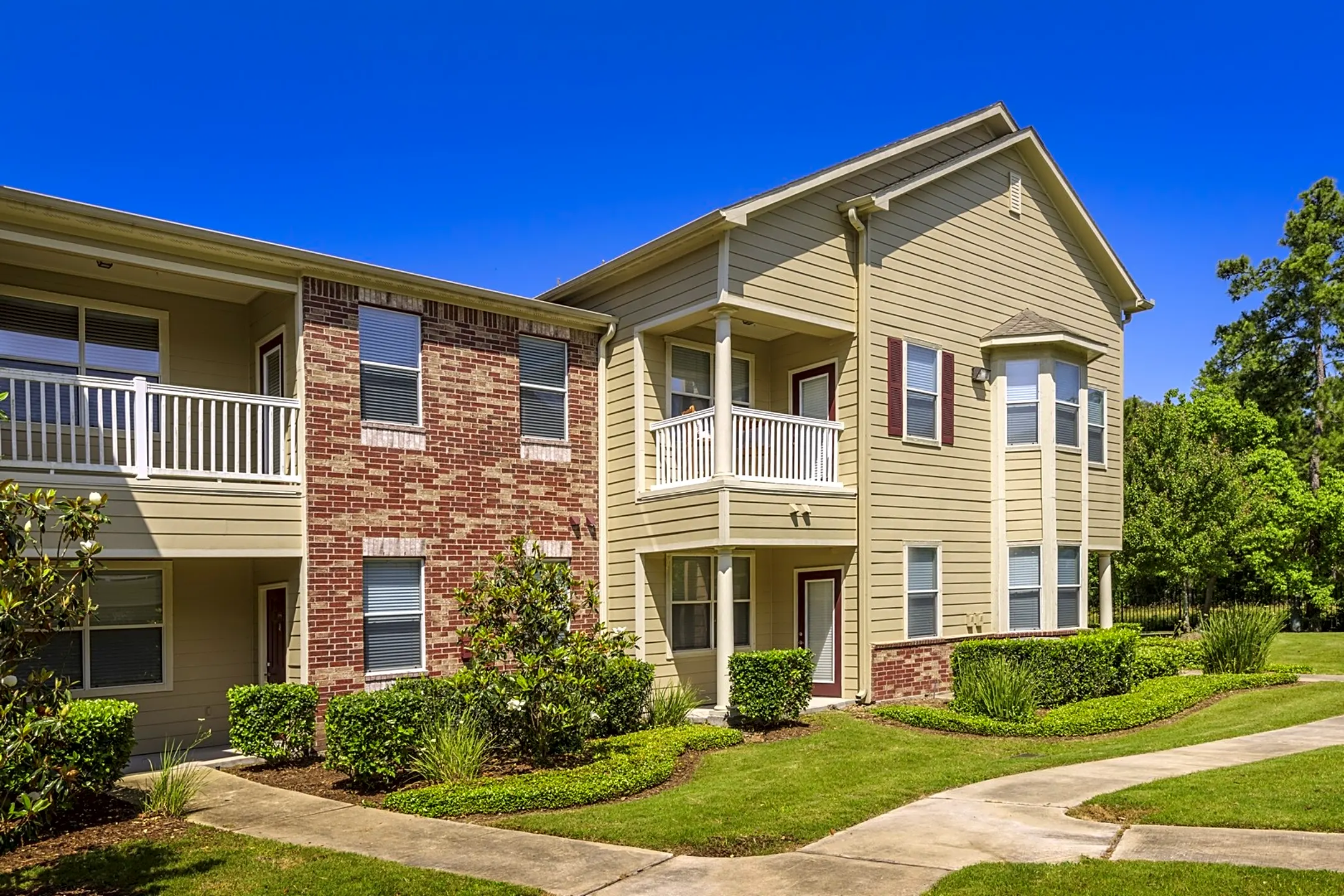 Villas of Kingwood Apartments - Kingwood, TX 77339