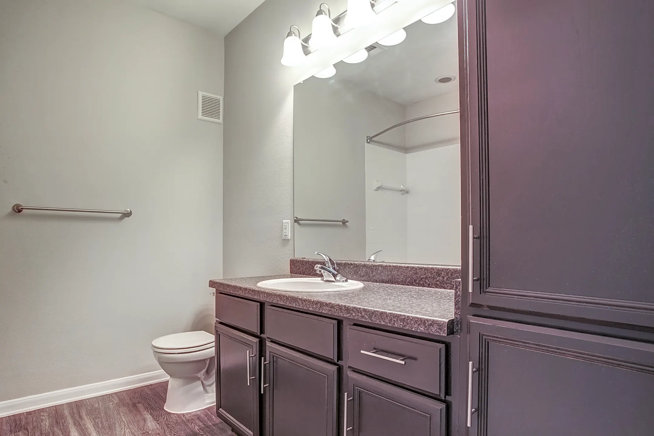 Estate Villas At Krum Krum, TX 76249