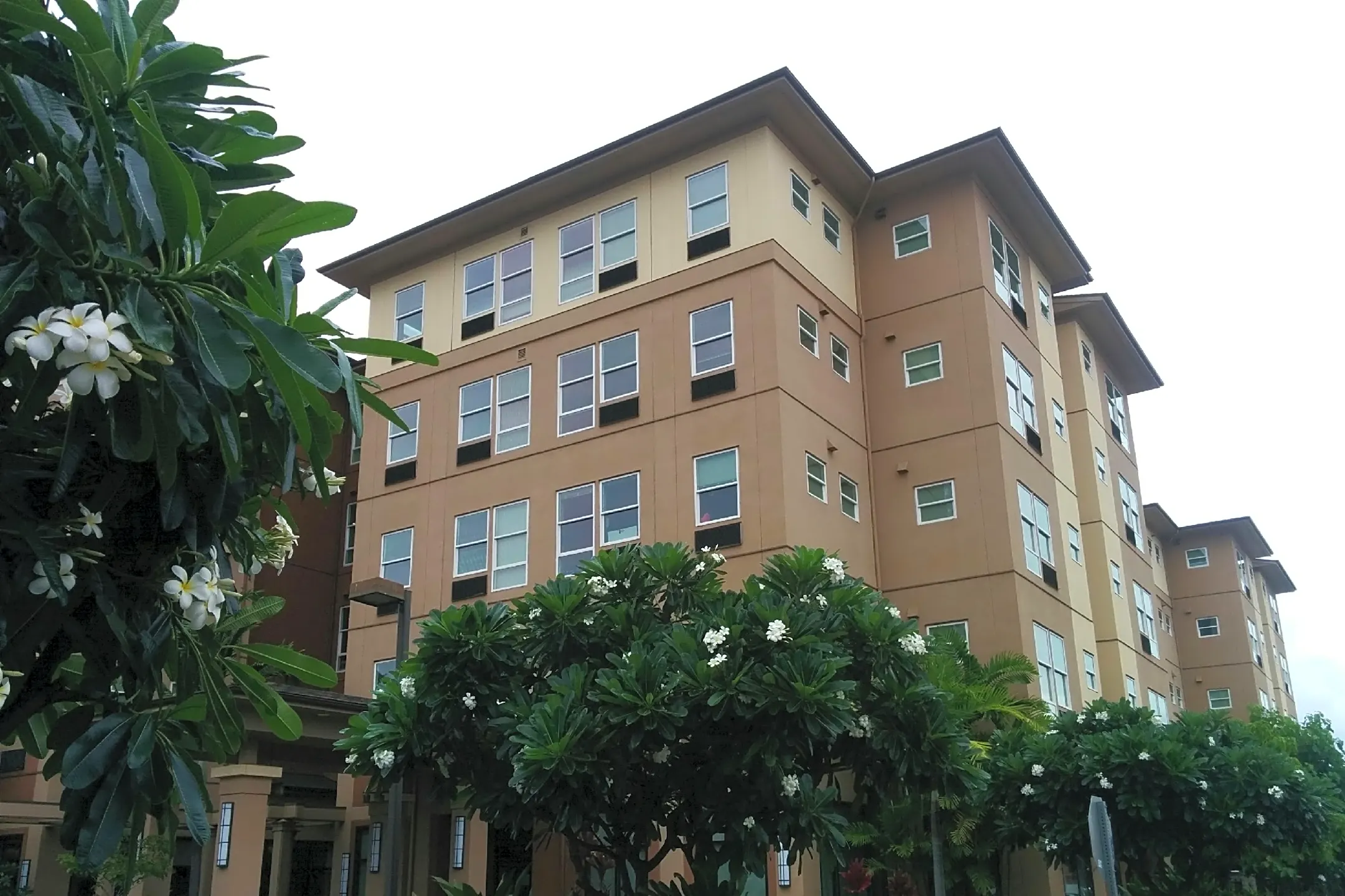 Pearl City Apartments For Sale