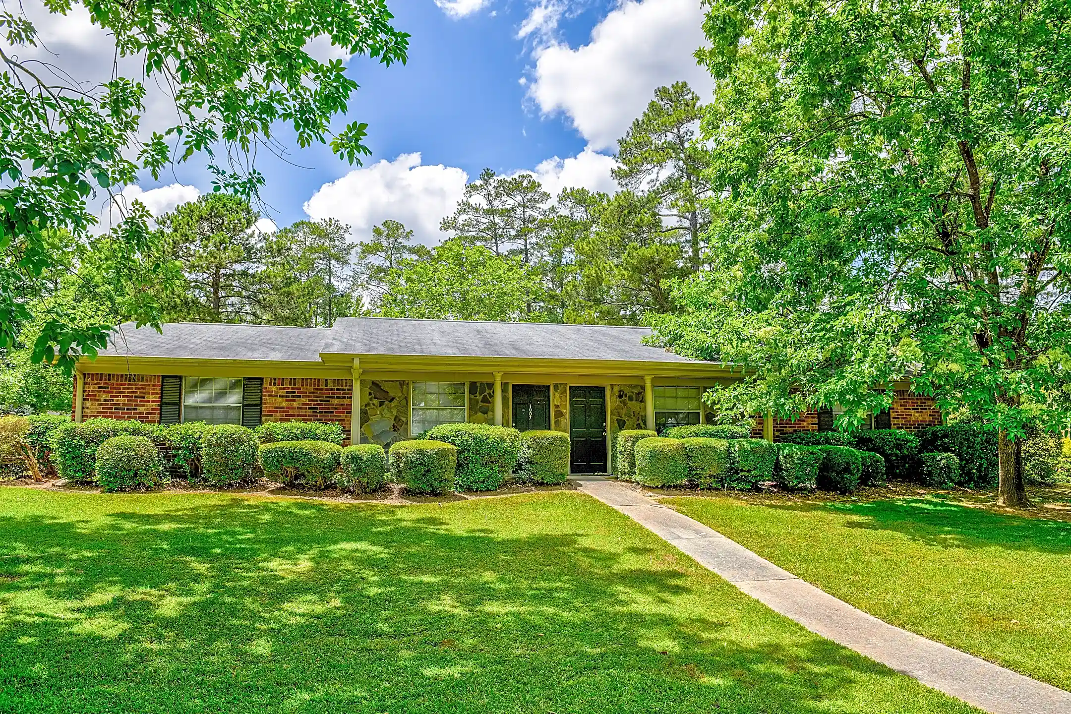 Woodknoll Duplexes Augusta, GA 30907