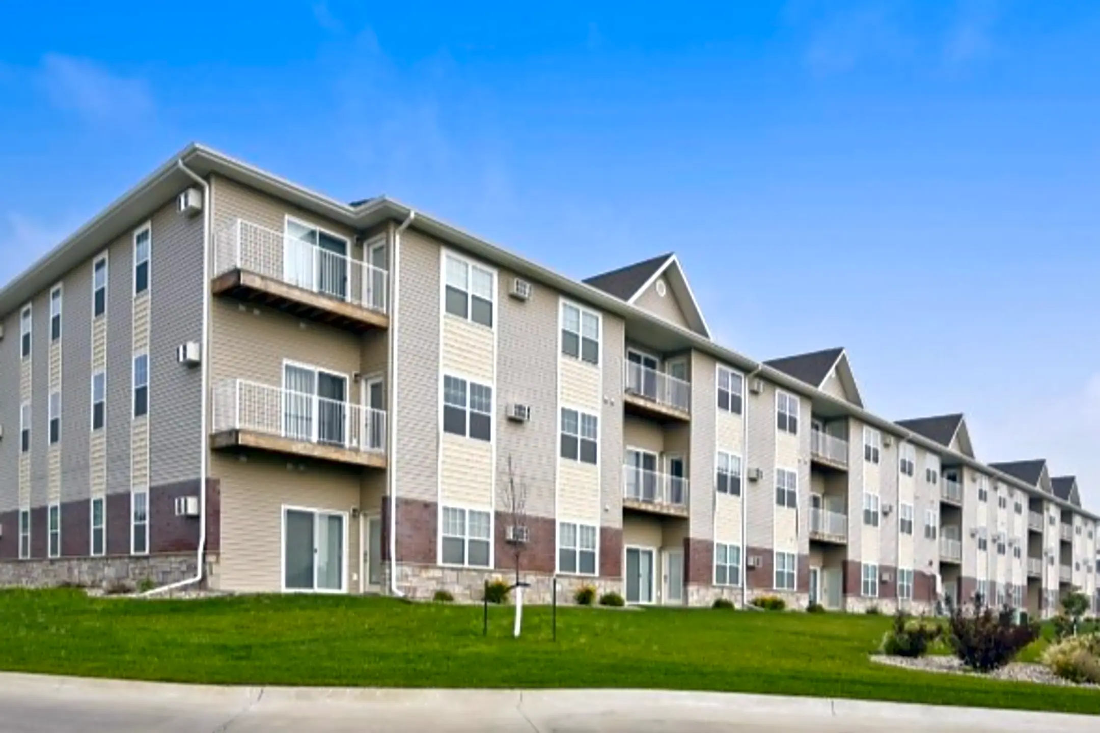 Raven Ridge Apartments Dickinson, ND 58601