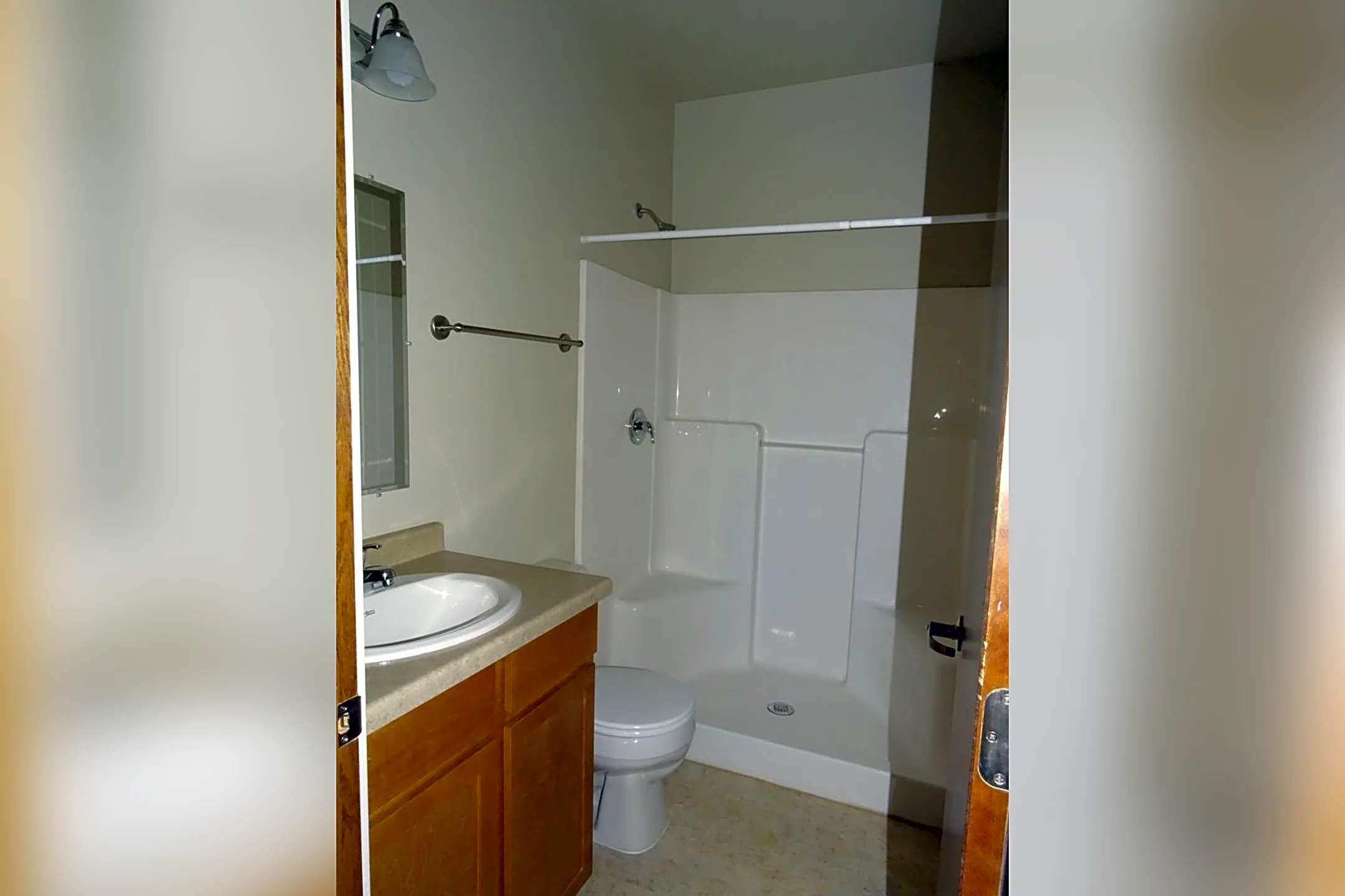 Bathroom - Cherry Creek Apartments - Watford City, ND
