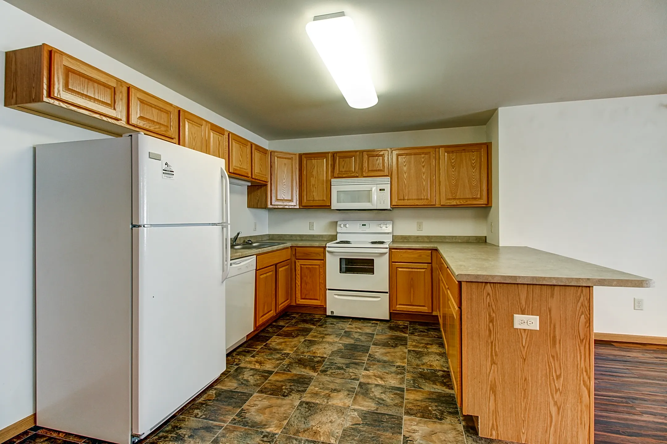 Juniper Ridge 950 North Welo Street North Tioga, ND Apartments for