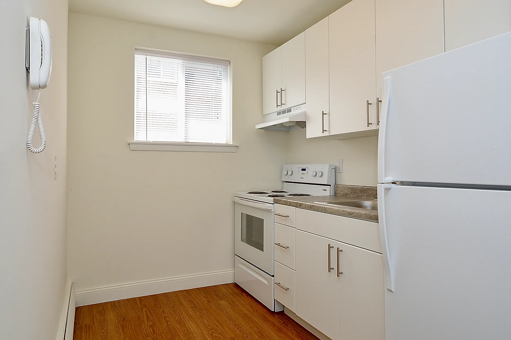 Woodview Apartments - Media, PA