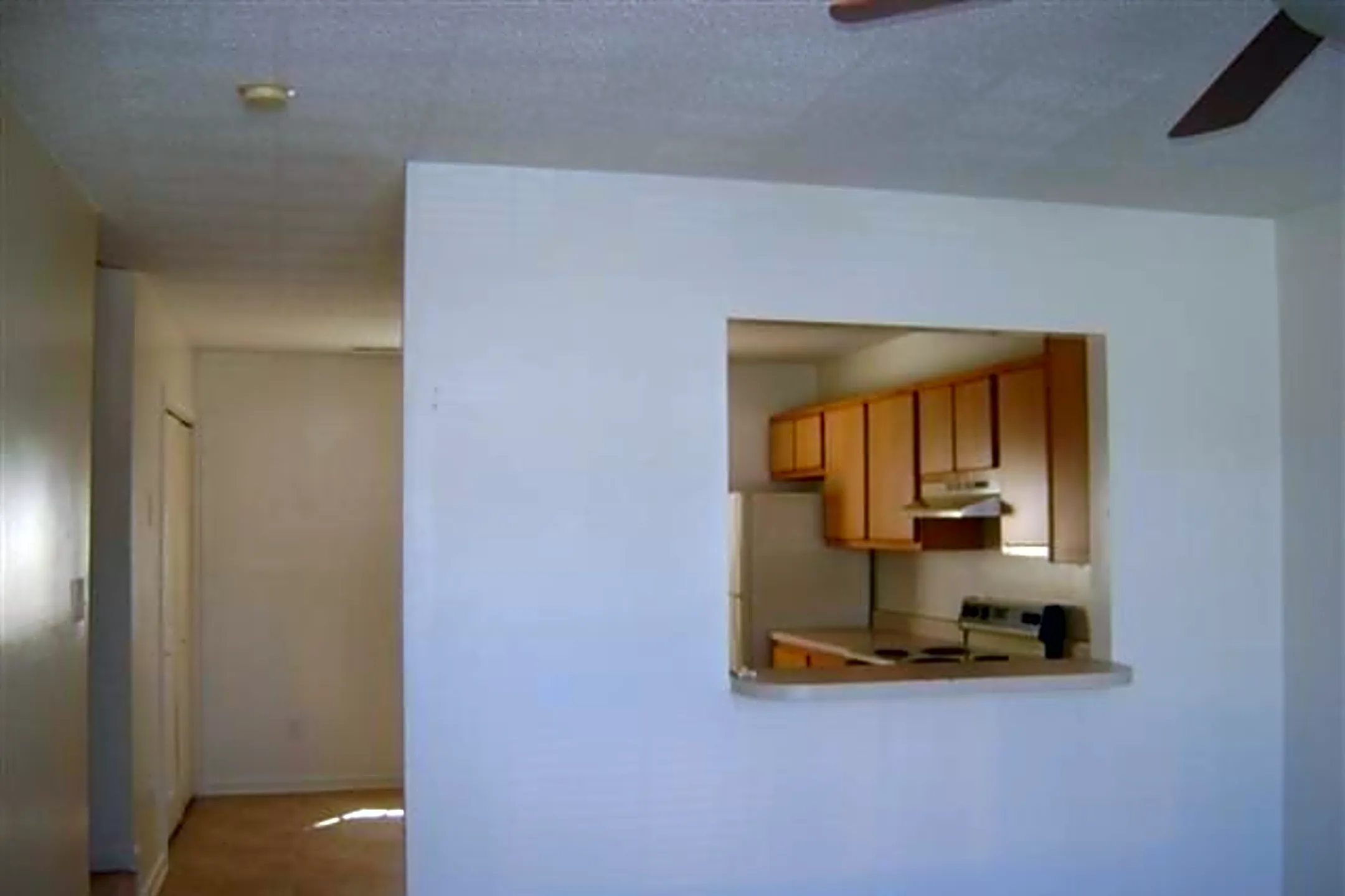 Kitchen - 1126 Pueblo Dr - Jacksonville, NC