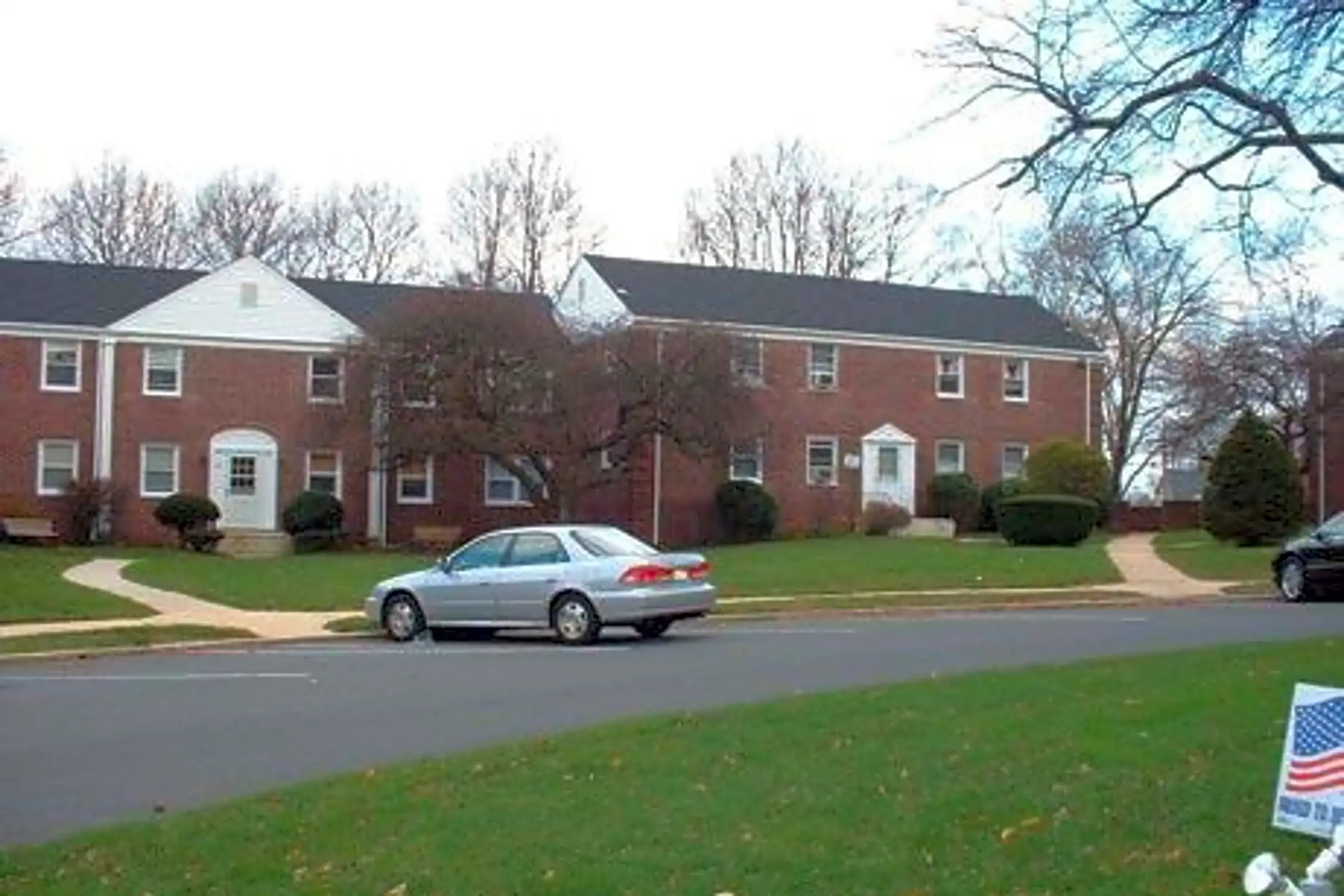 Prospect Hill Apartments 76 Throckmorton Ave Red Bank, NJ