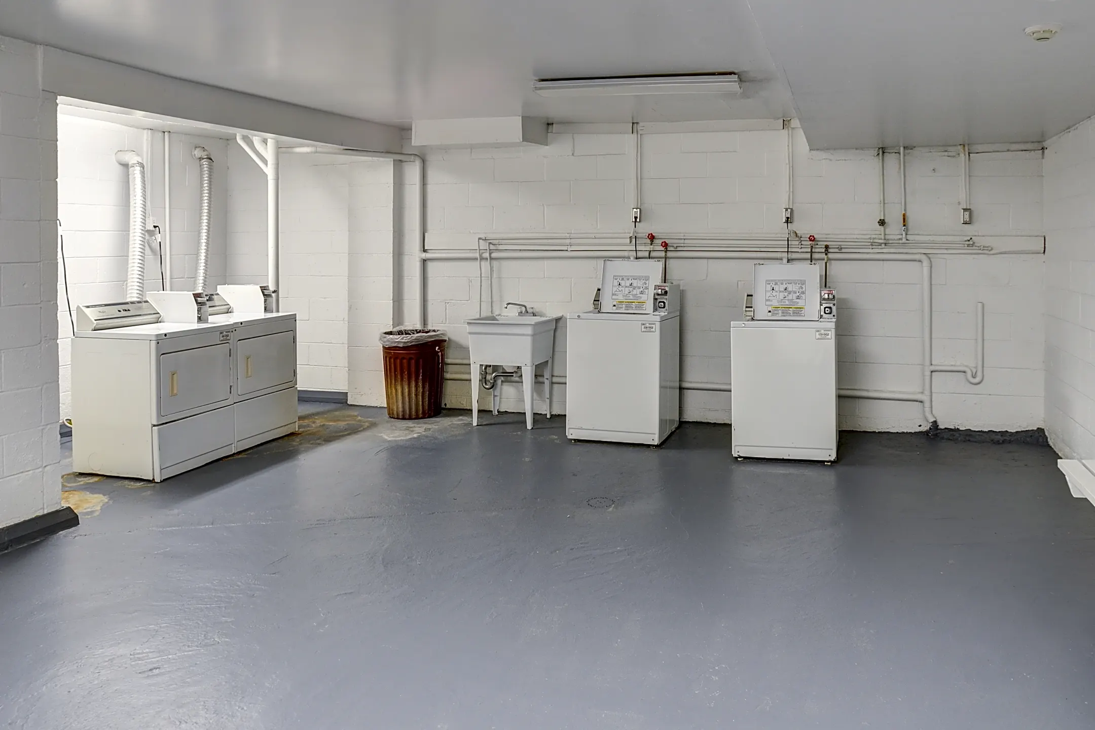 Allen Gardens Apartments 827 S Jefferson St Allentown, PA