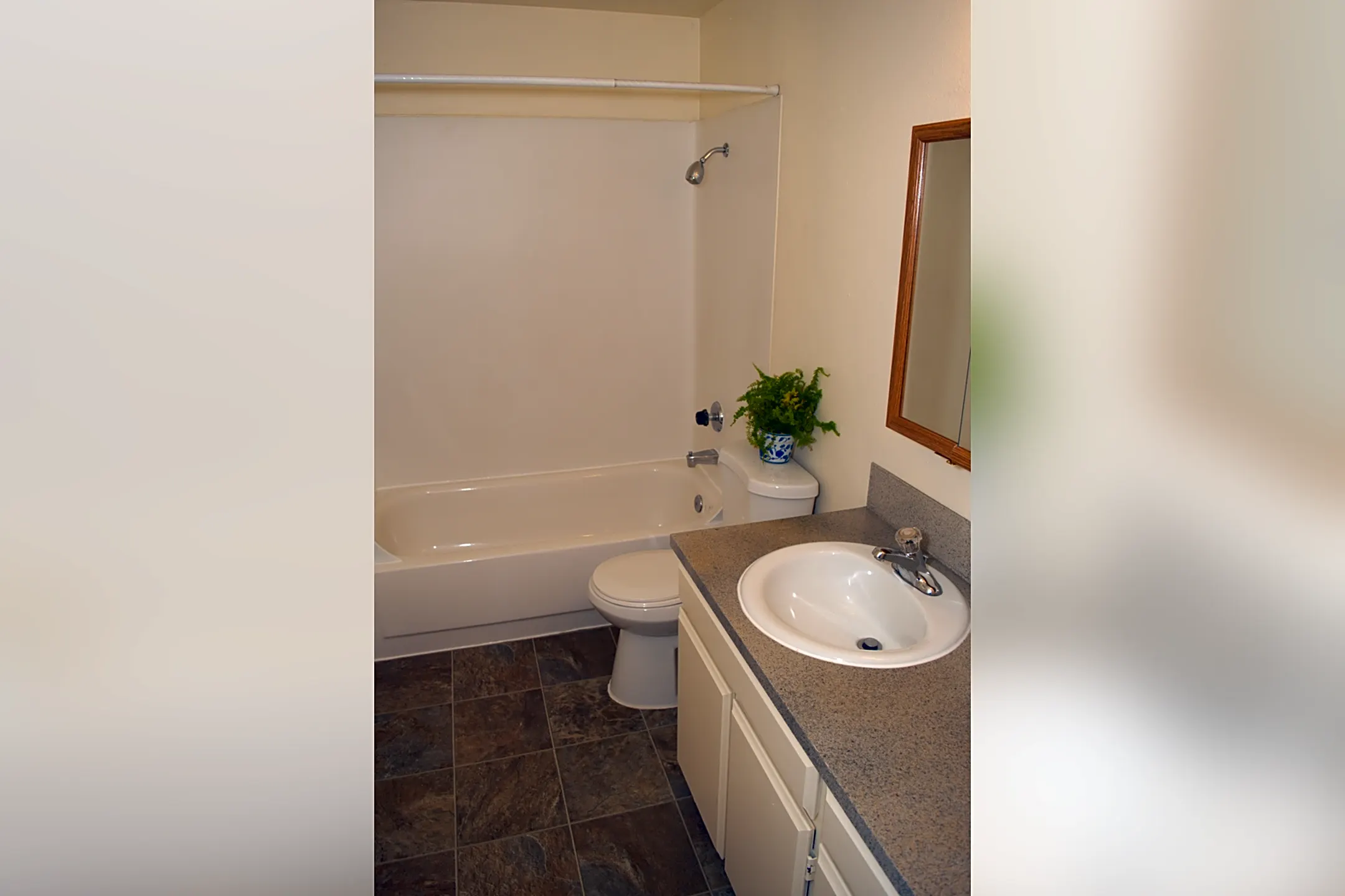 Bathroom - 1777 Maple St - West Linn, OR