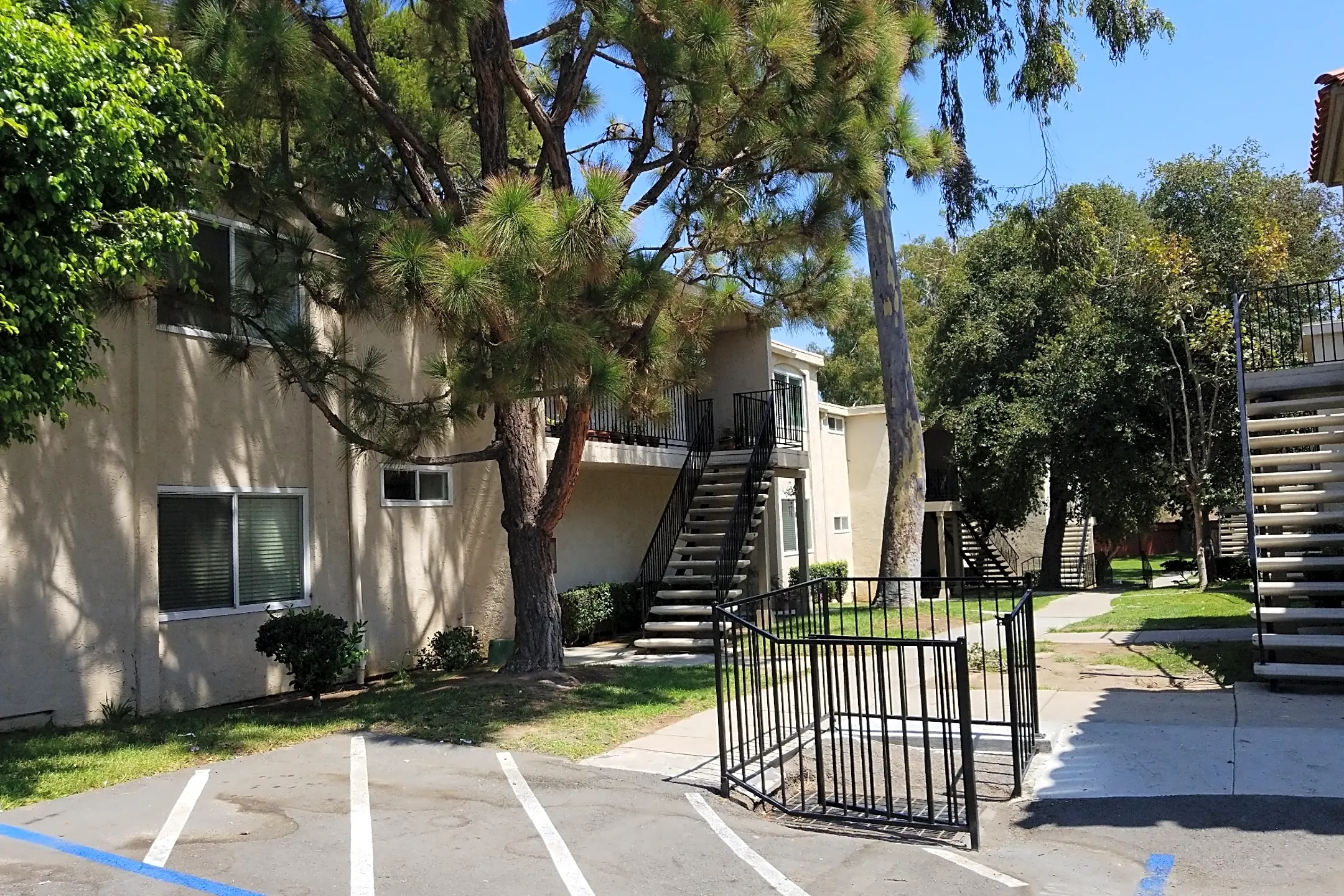 Park Vista Apartments - Chula Vista, CA 91911