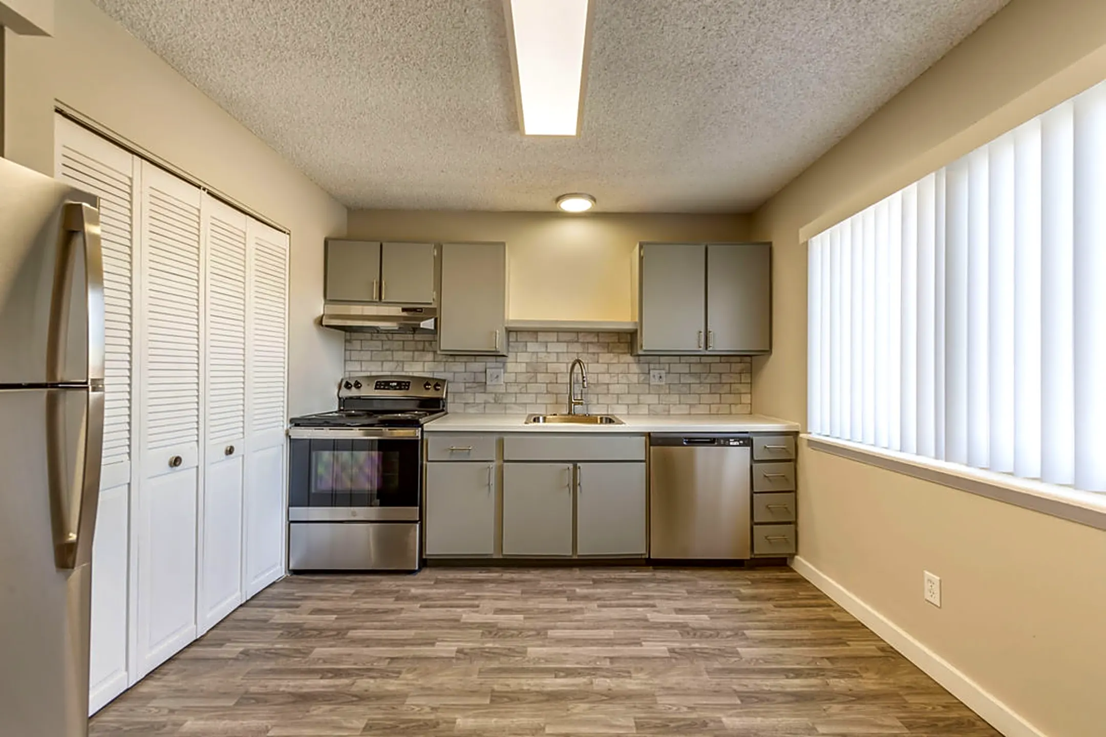 Overlook Townhomes 1905 28th Street 1905B Greeley, CO Apartments