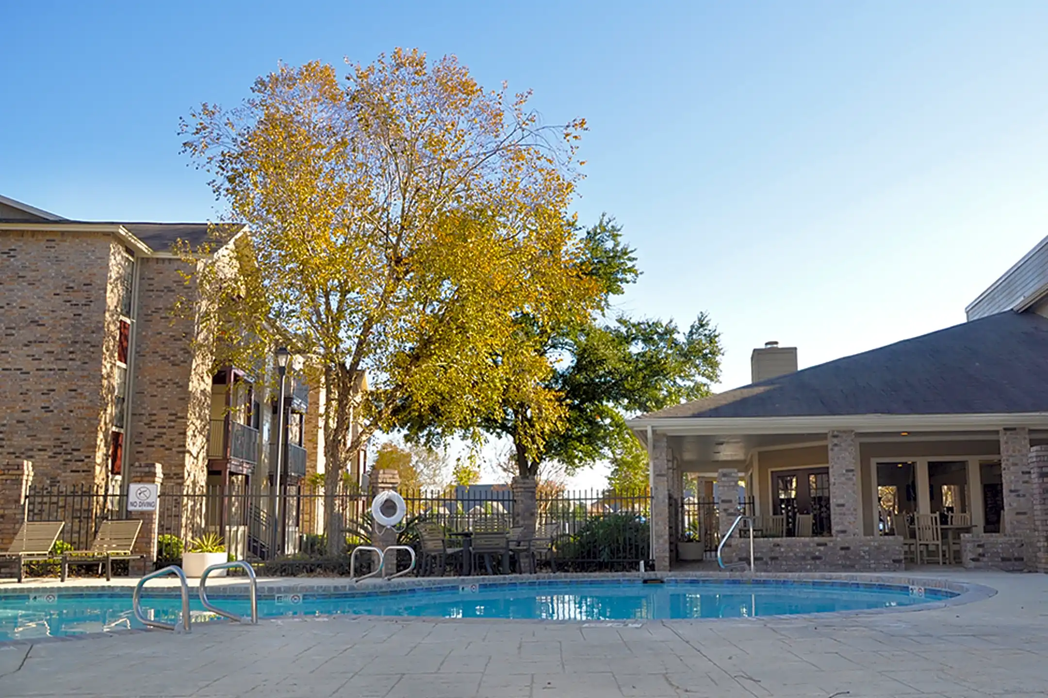 Regency Club Apartments 11555 Southfork Ave Baton Rouge, LA