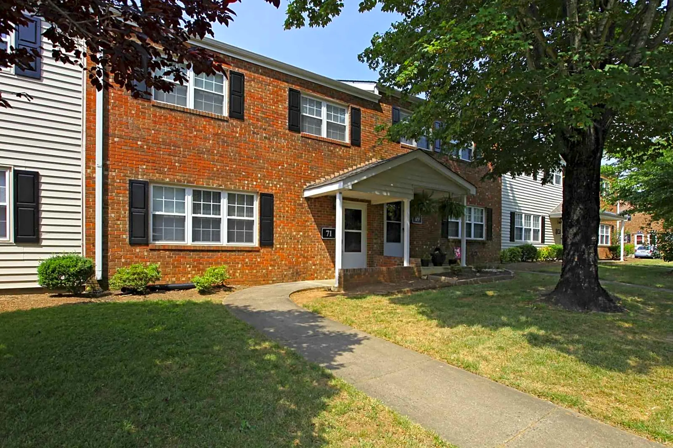 Trails End Apartments - Burlington, NC 27215