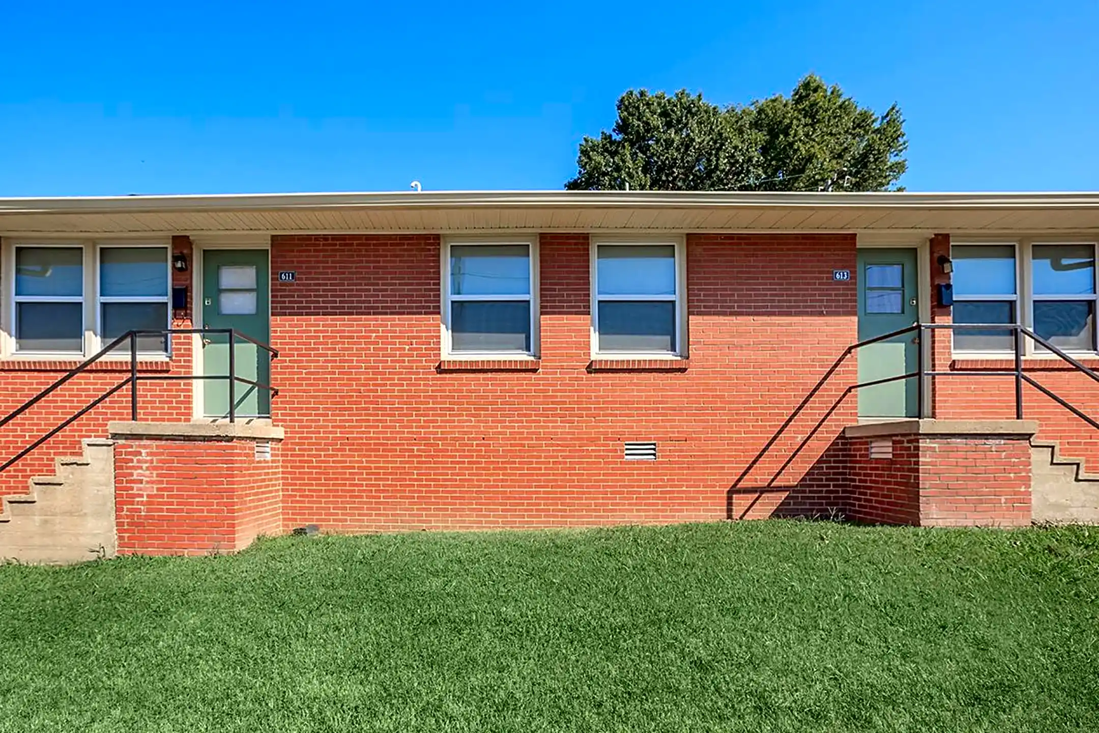 Lenore Gardens 601 Crutcher St Nashville, TN Apartments for Rent