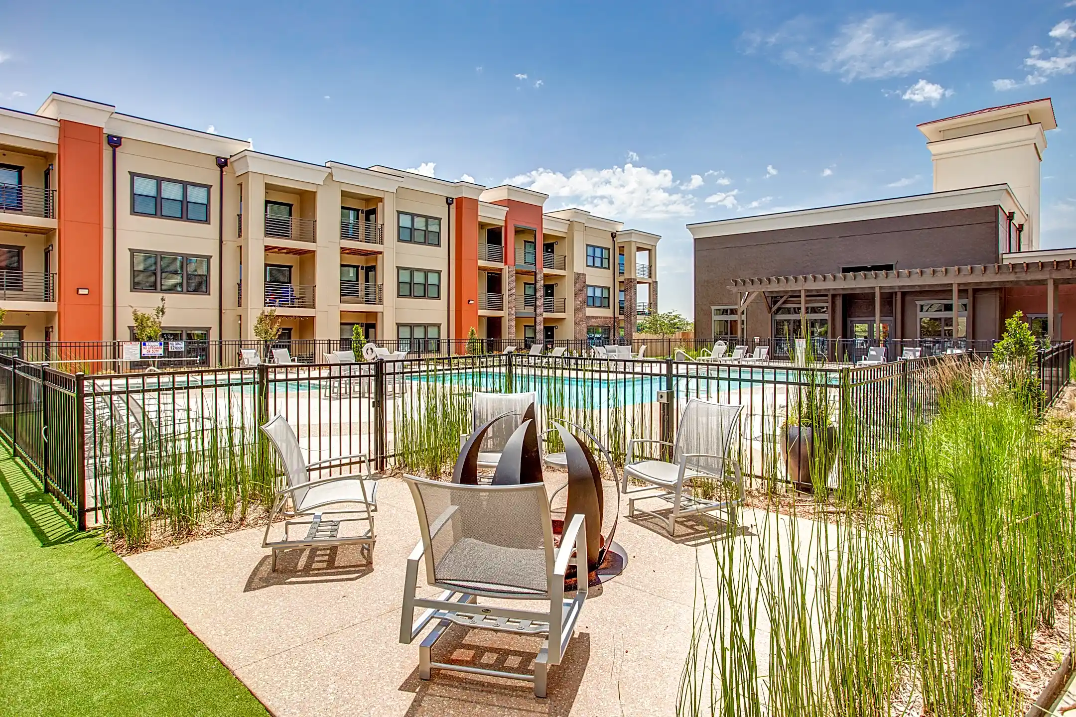 Crown Lone Oak 15400 Crown At Lone Oak Road Edmond, OK Apartments