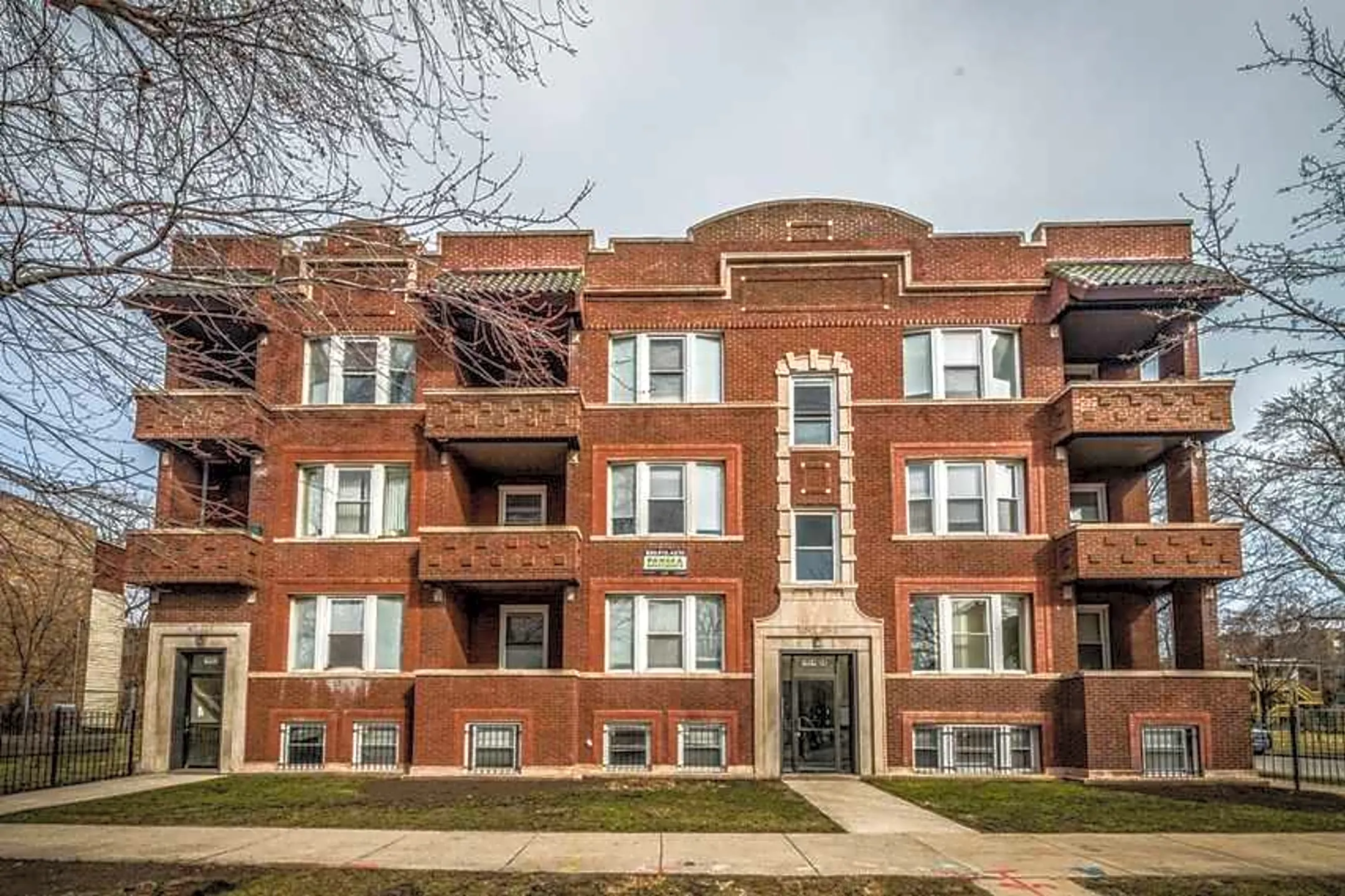 6748 S Blackstone - 6748 South Blackstone Avenue | Chicago, IL ...