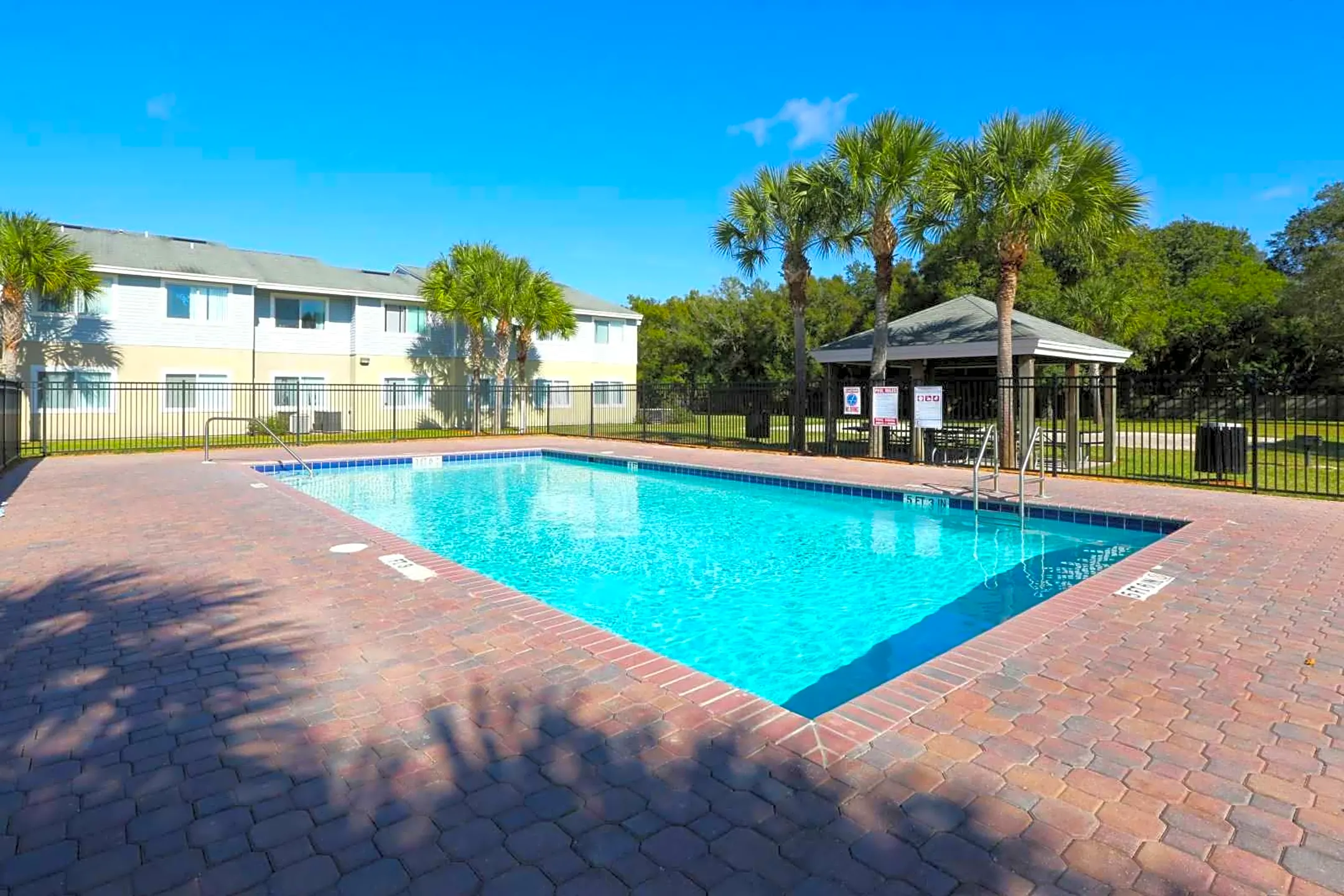 Orchard Park Apartments - 1512 Orchard Park Cir | Ruskin, FL for Rent ...