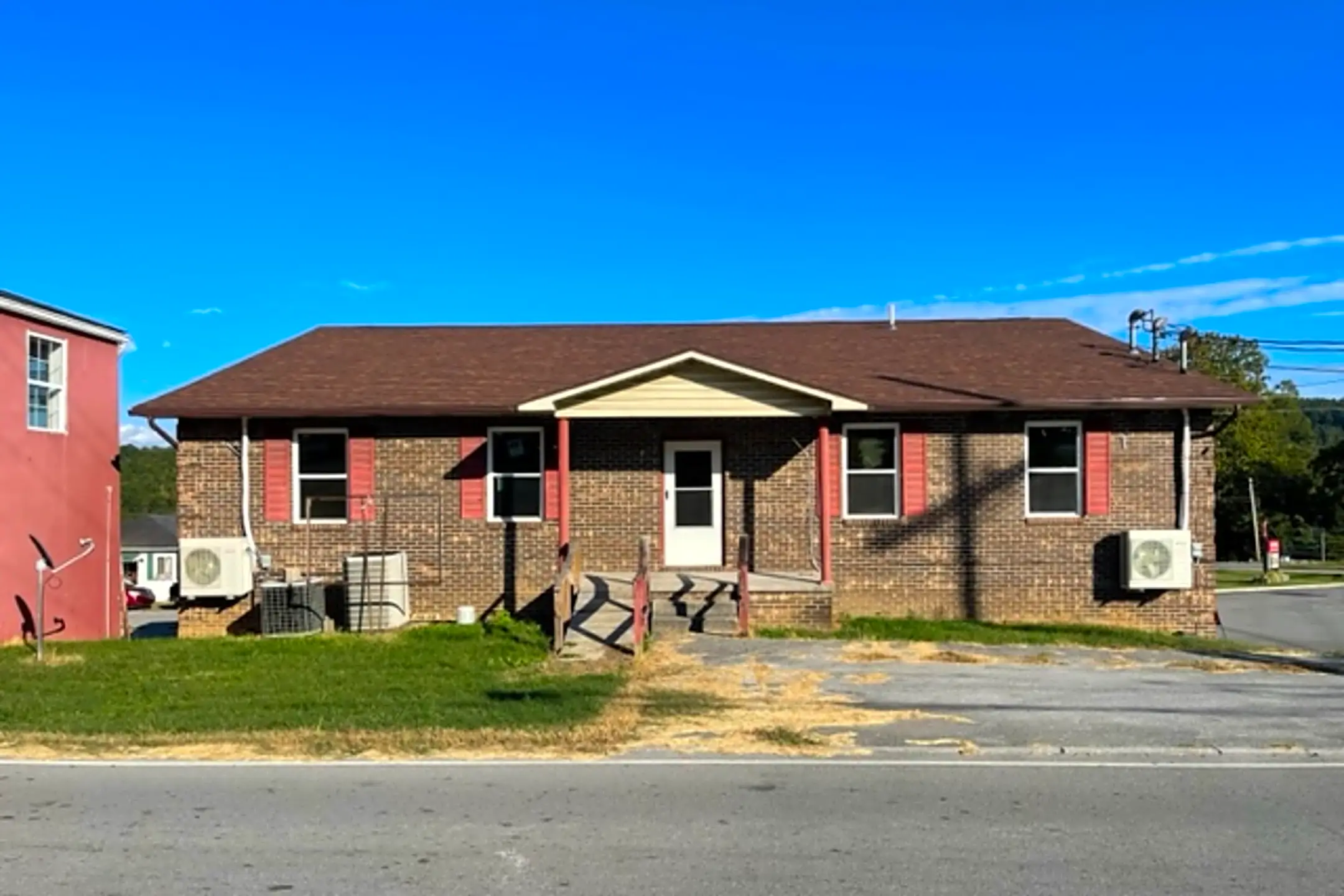 1702 Eppes St Apartments Tazewell, TN 37879