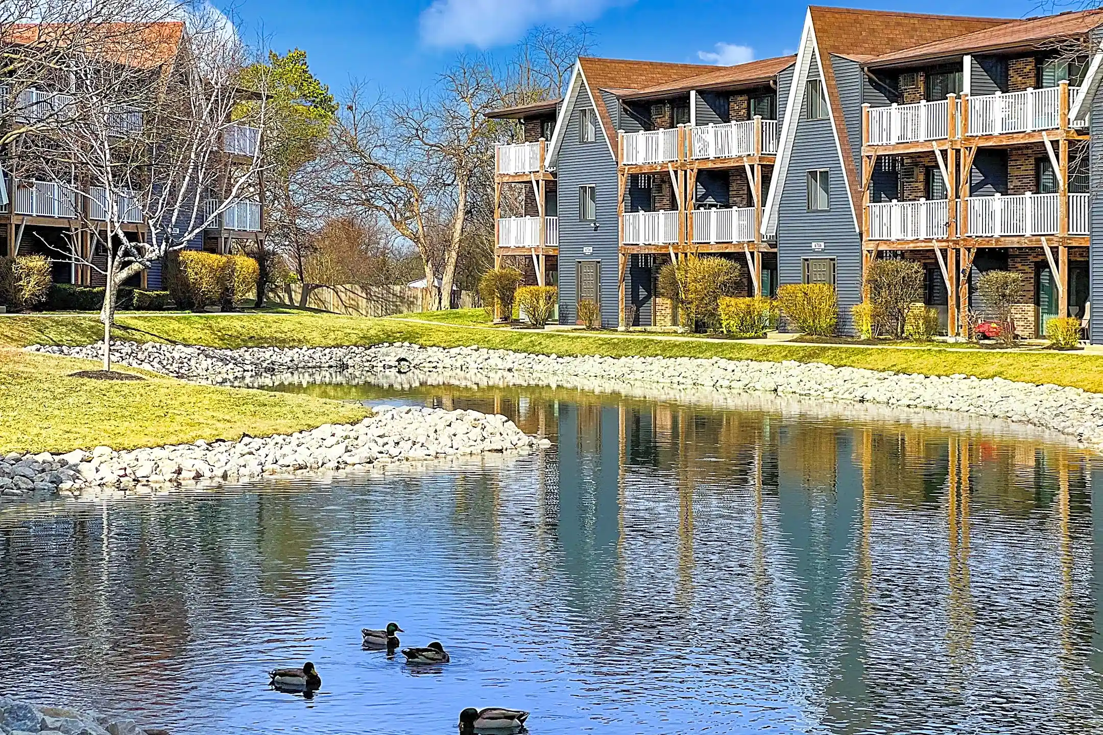Westmont Village Apartments 6708 Park Ln Westmont, IL Apartments