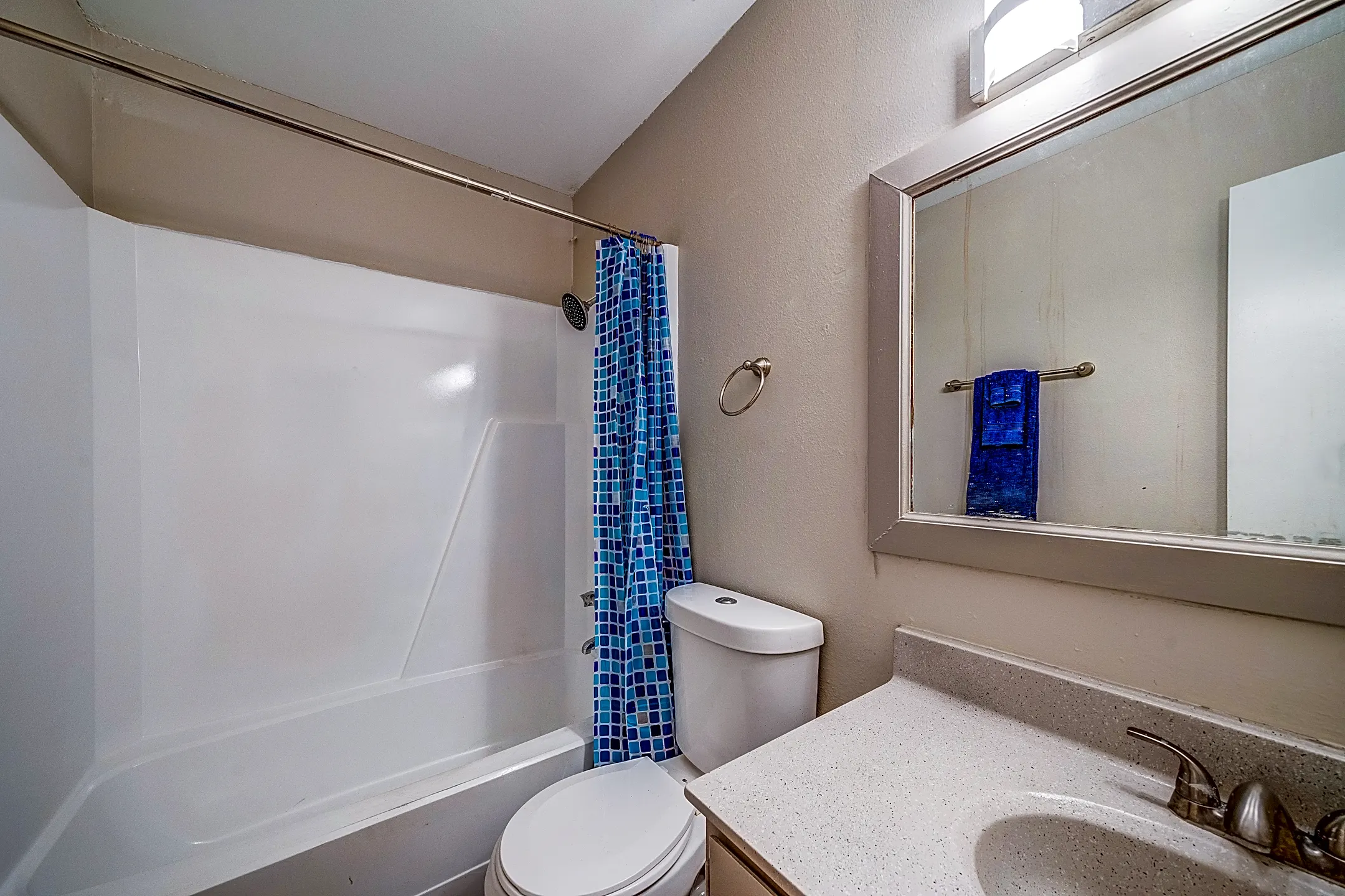 Deerwood Apartment Homes Victoria, TX 77904