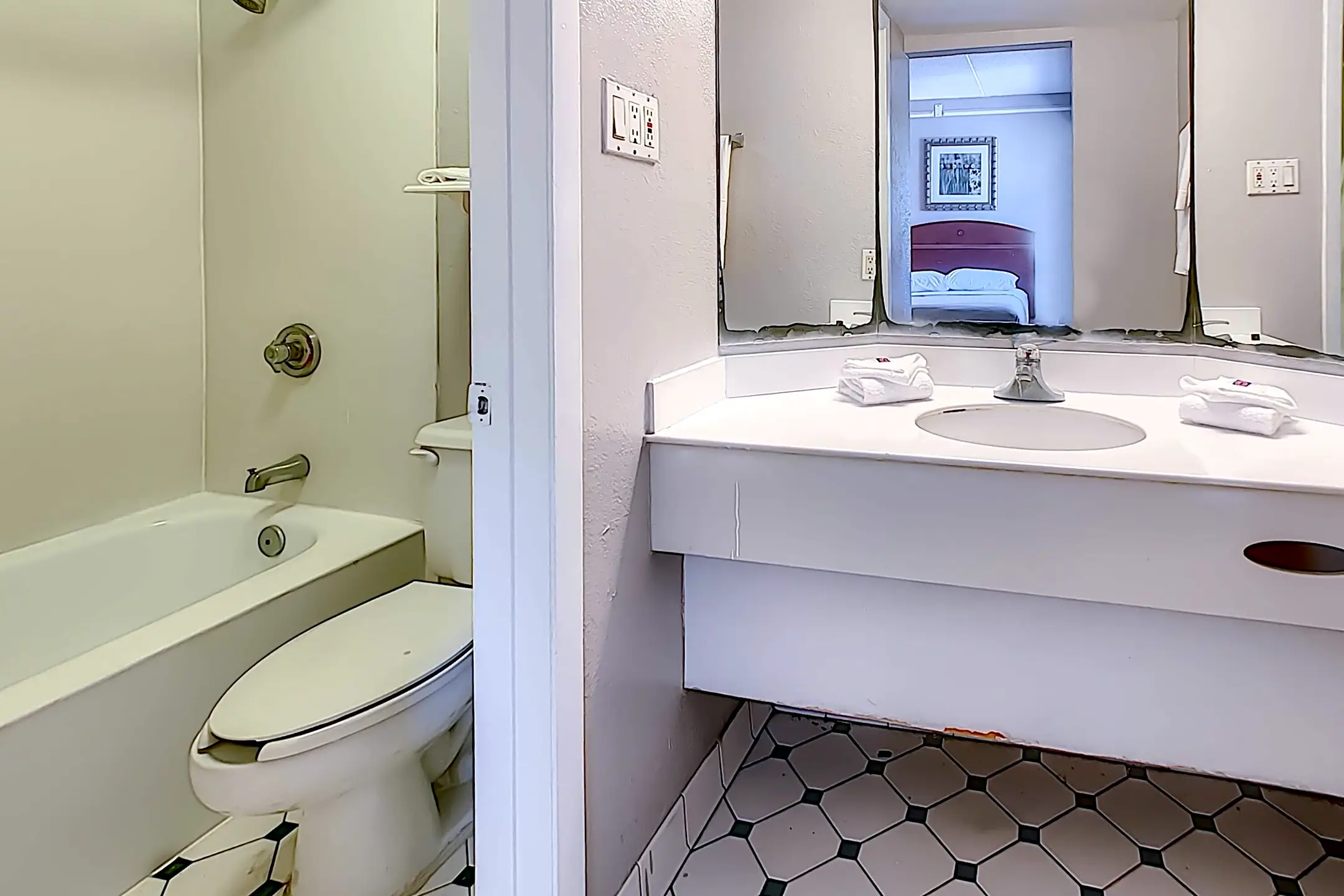 812 Dunn Ave Apartments Jacksonville, FL 32218