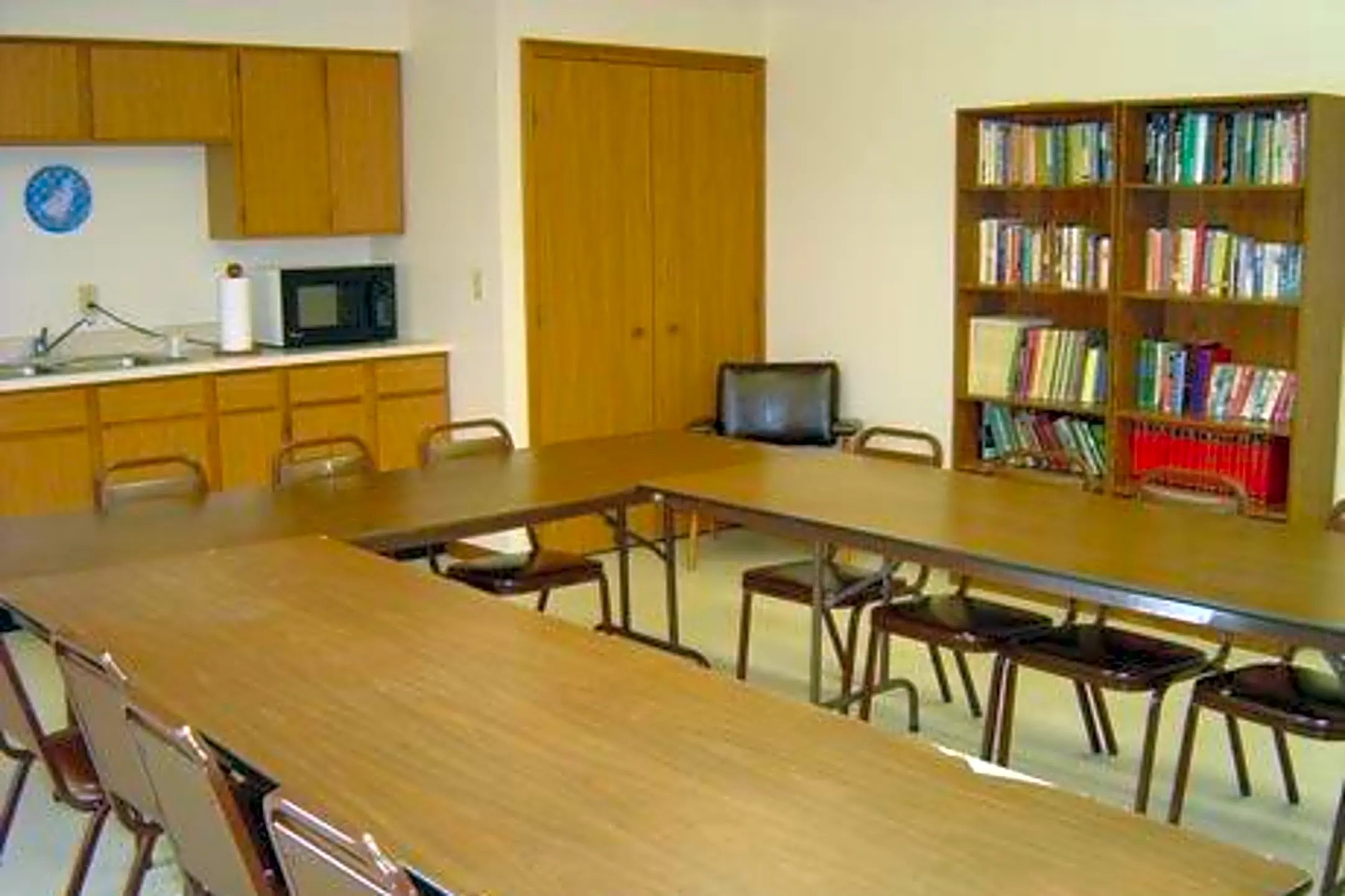 West Elm Apartments 840 W Elm St Wauseon, OH Apartments for Rent