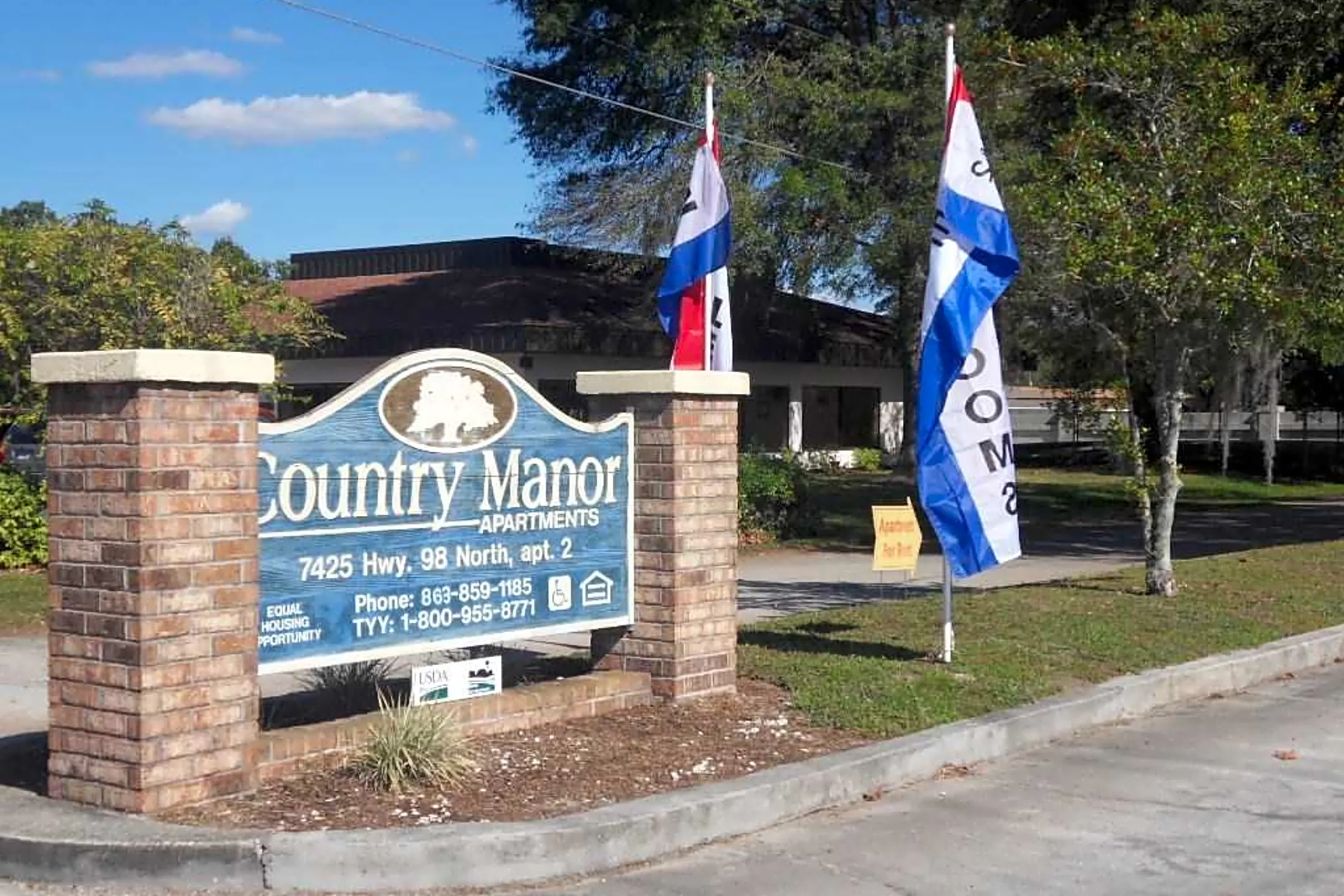 Country Manor Apartments Lakeland, FL 33809