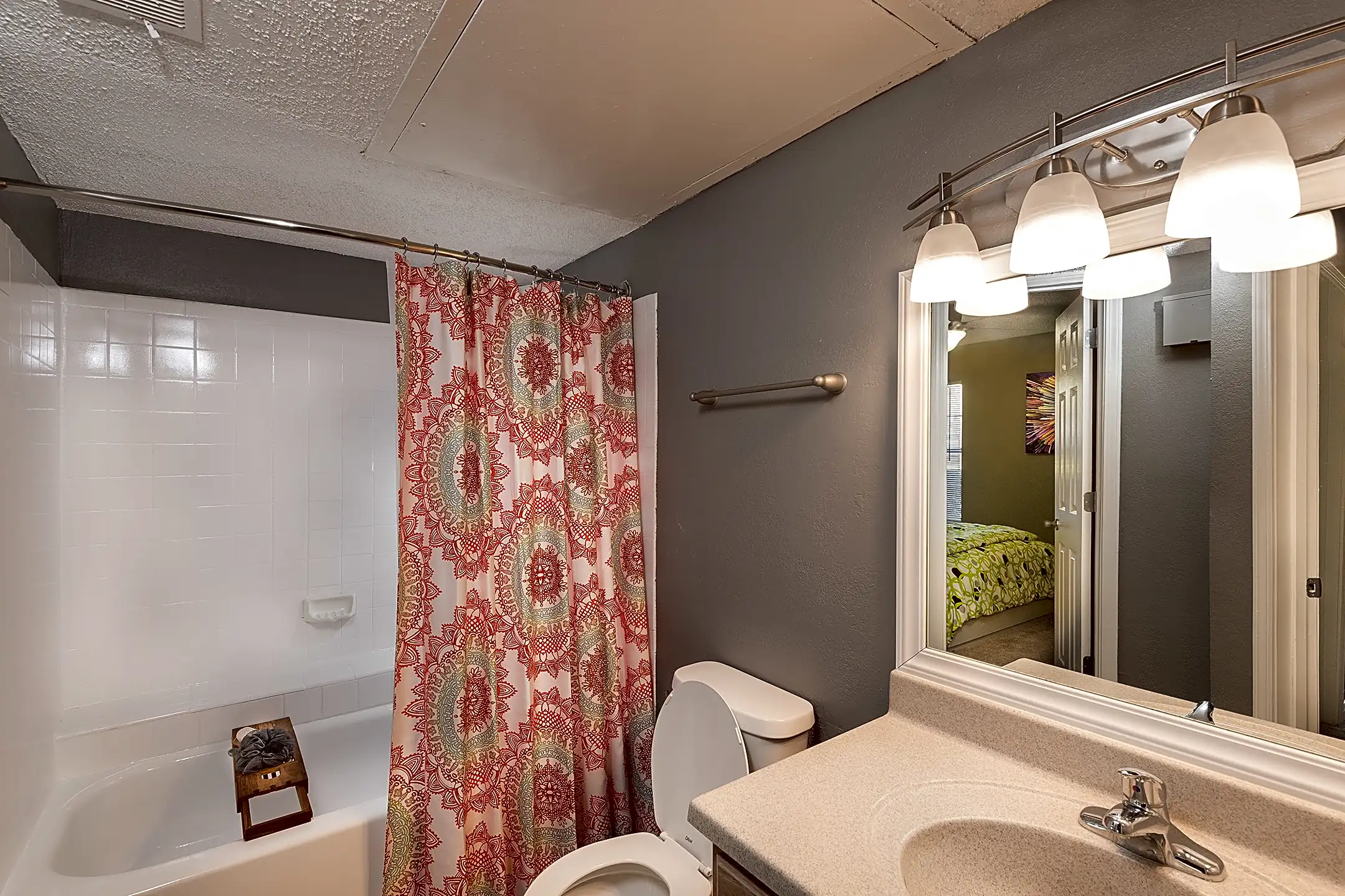 Steeplechase Apartments 305 Lindenhurst Dr Lexington, KY Apartments