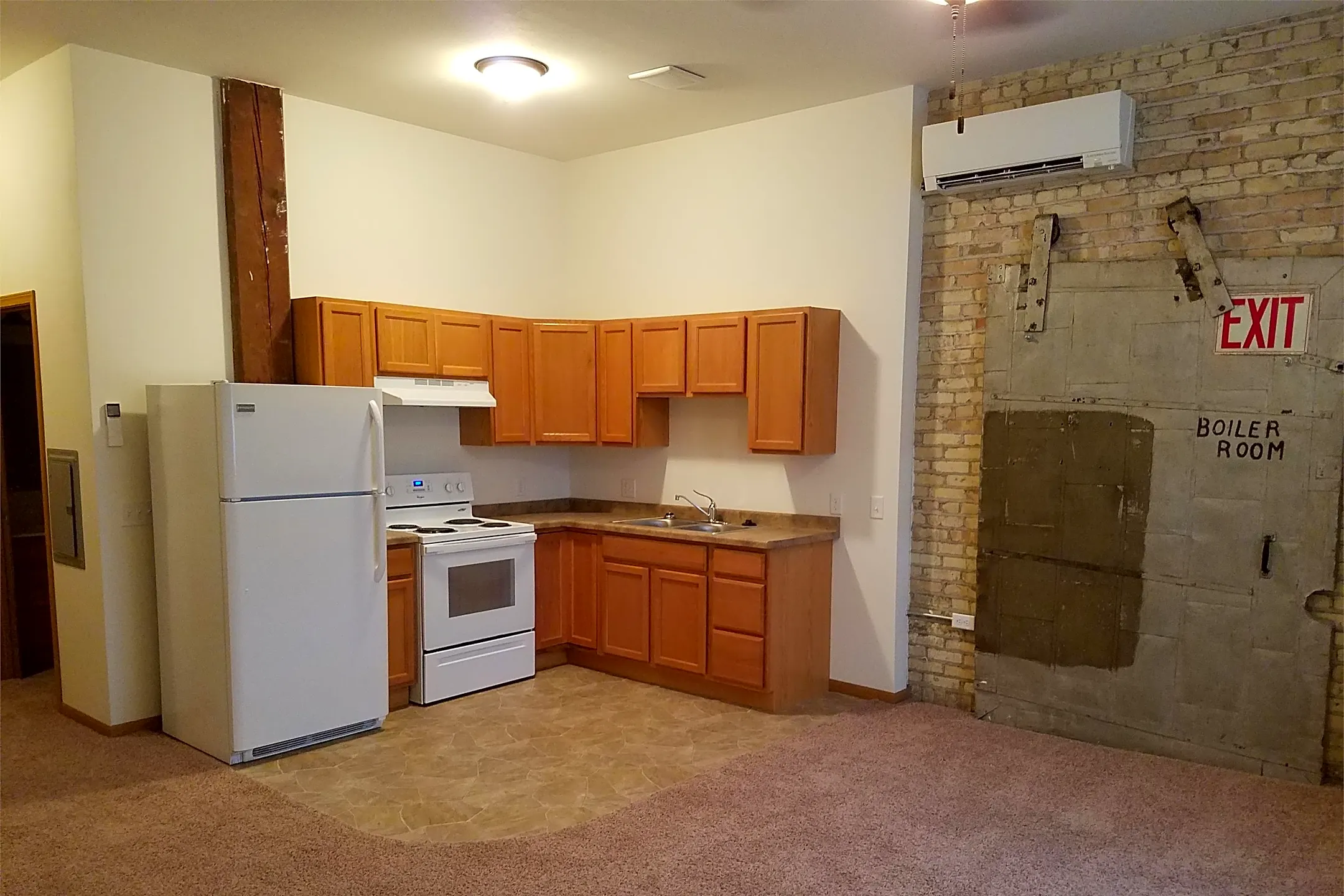 203 S Main St Apartments Edgerton, WI 53534