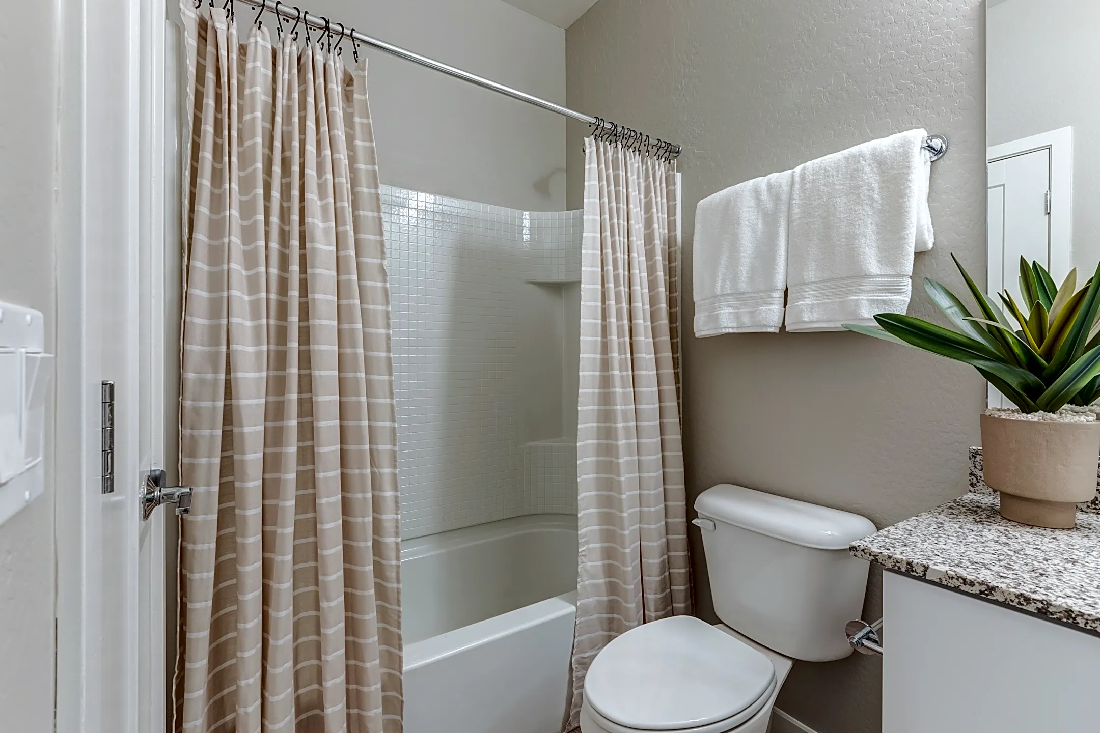 Viceroy Luxury Townhomes 2336 East Utopia Road Phoenix, AZ Apartments for Rent Rent.