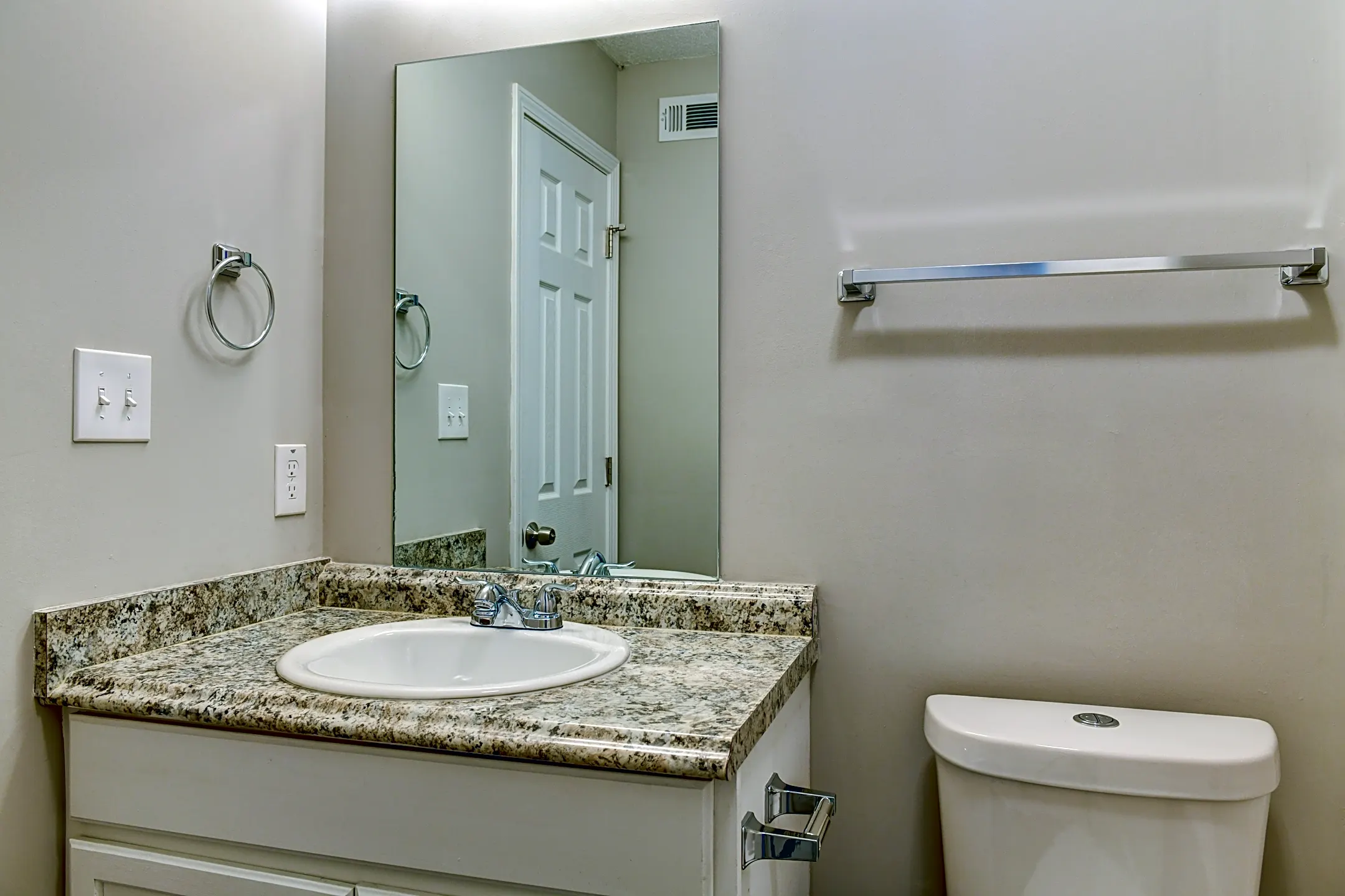Bathroom - Pinnacle Place - Hephzibah, GA