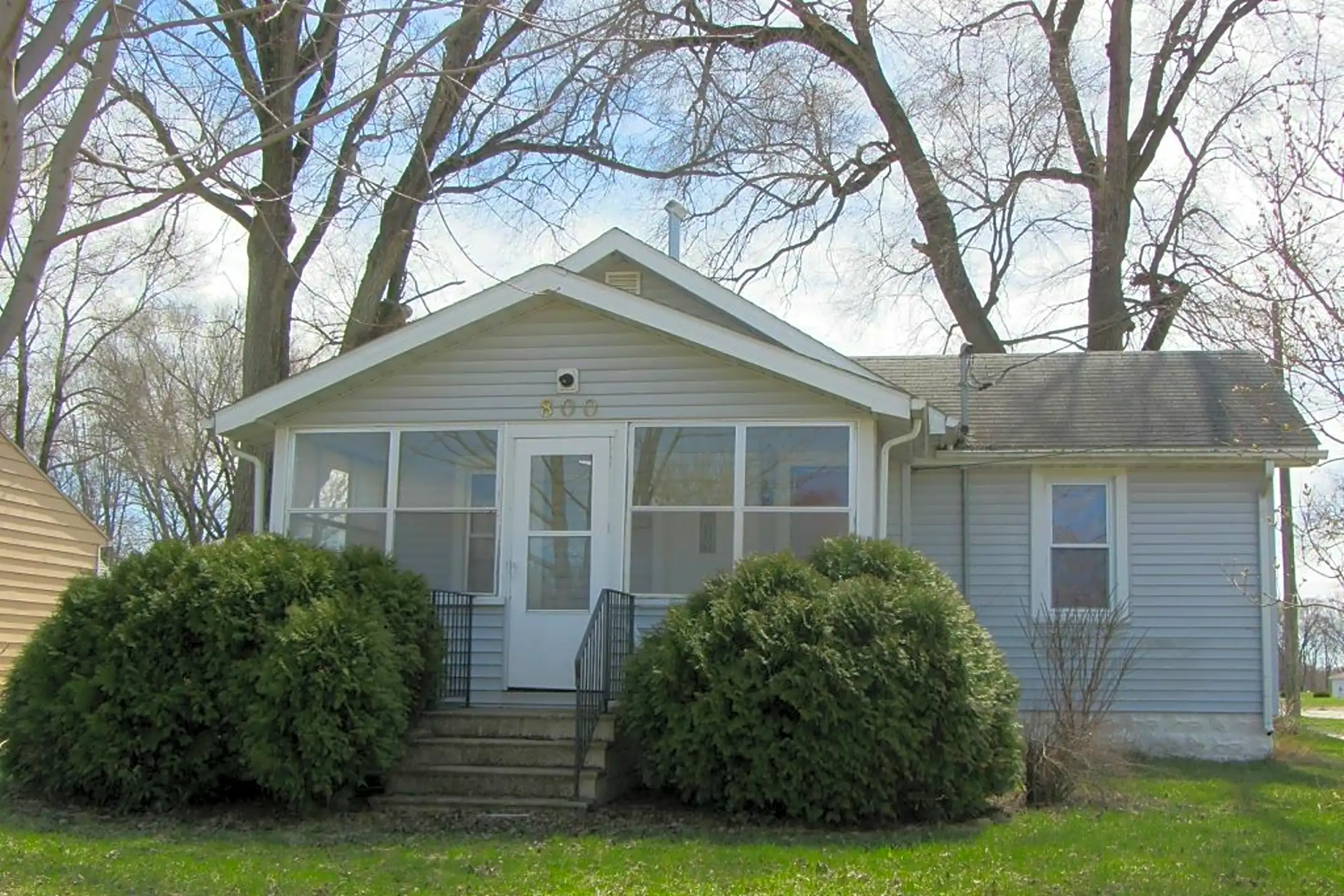 800 Sumner St Waterloo, IA Houses for Rent Rent.