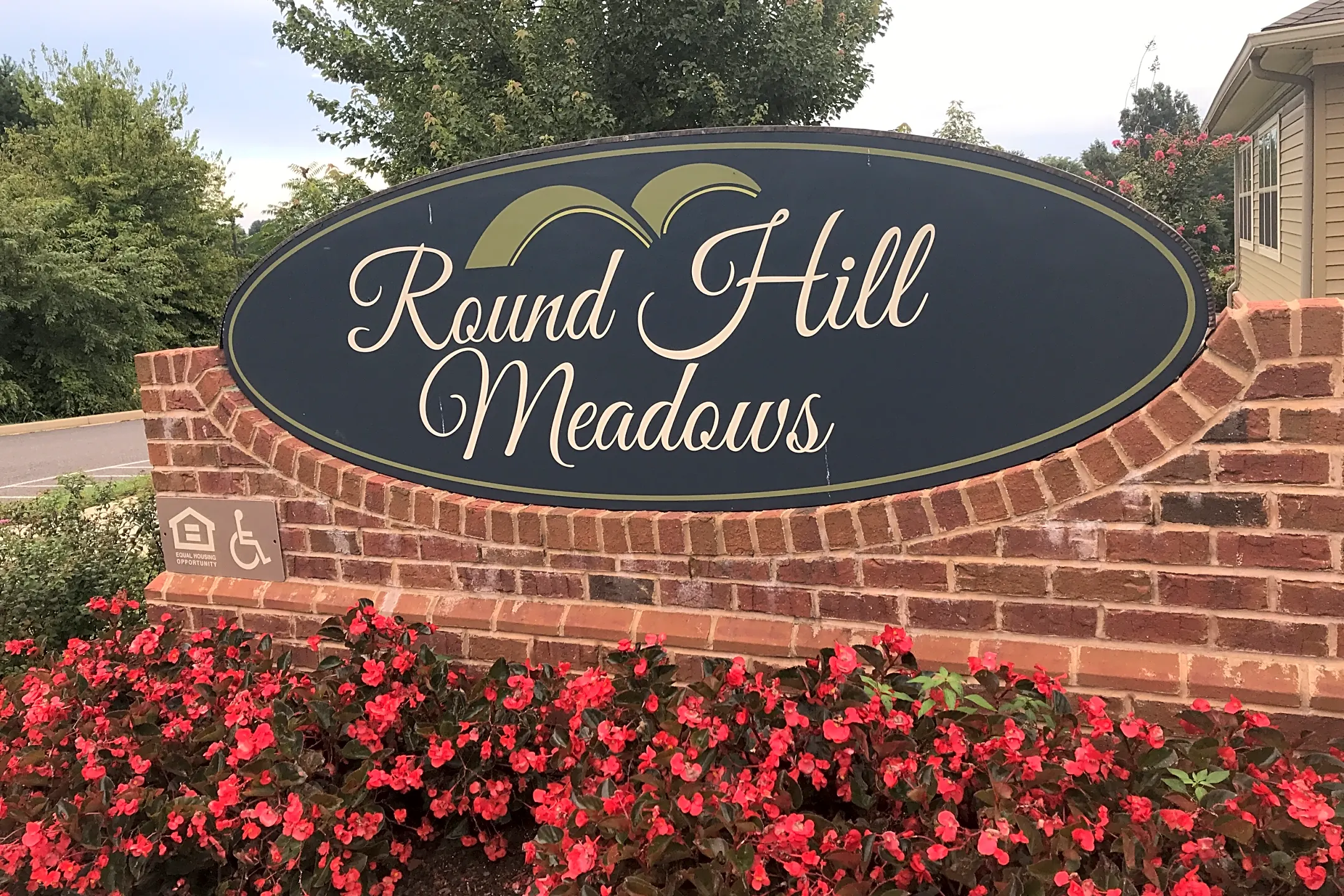 Pool - Round Hill Meadows - Orange, VA