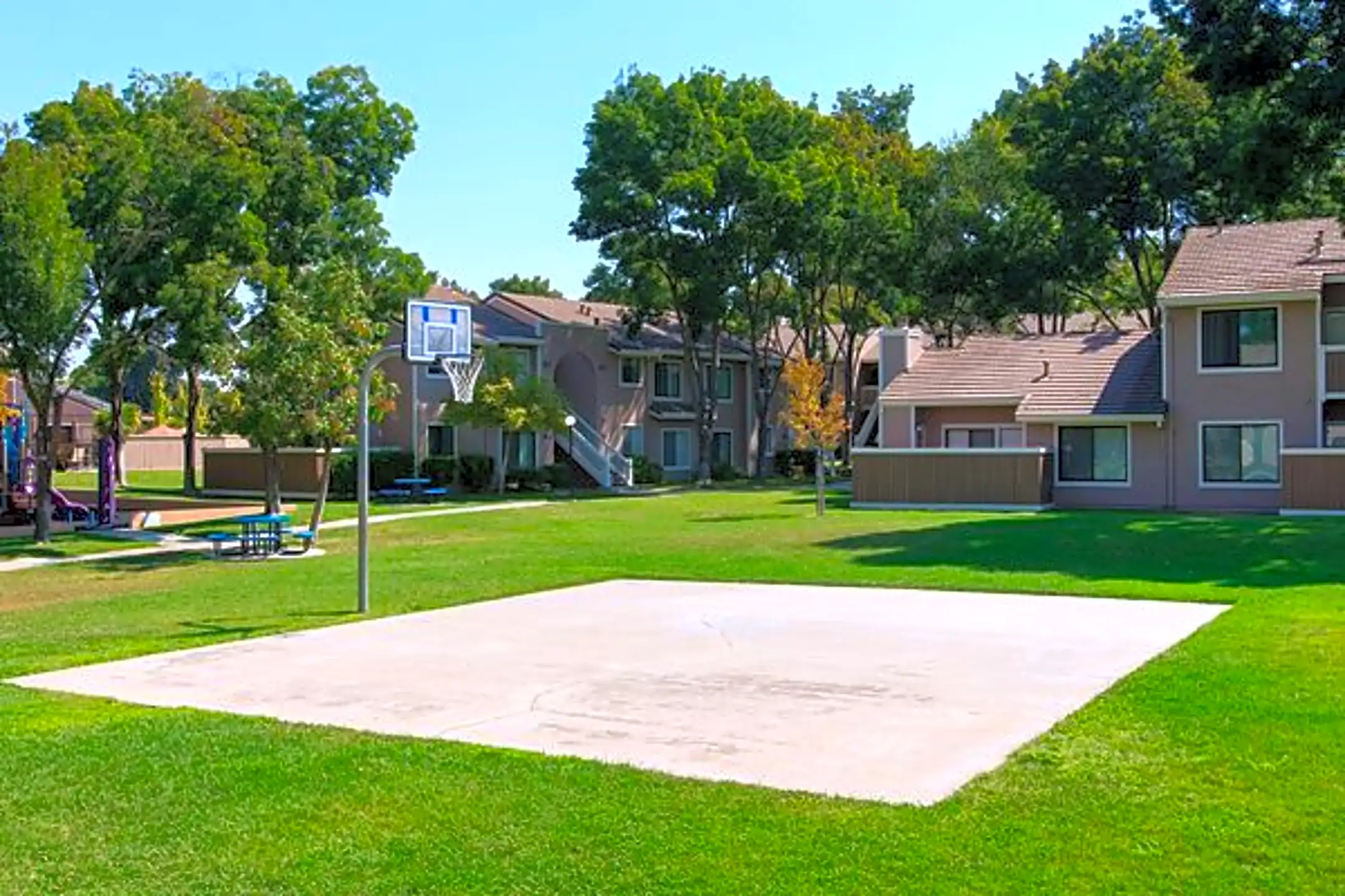 Diablo Vista 1550 Springtown Blvd Livermore, CA Apartments for Rent