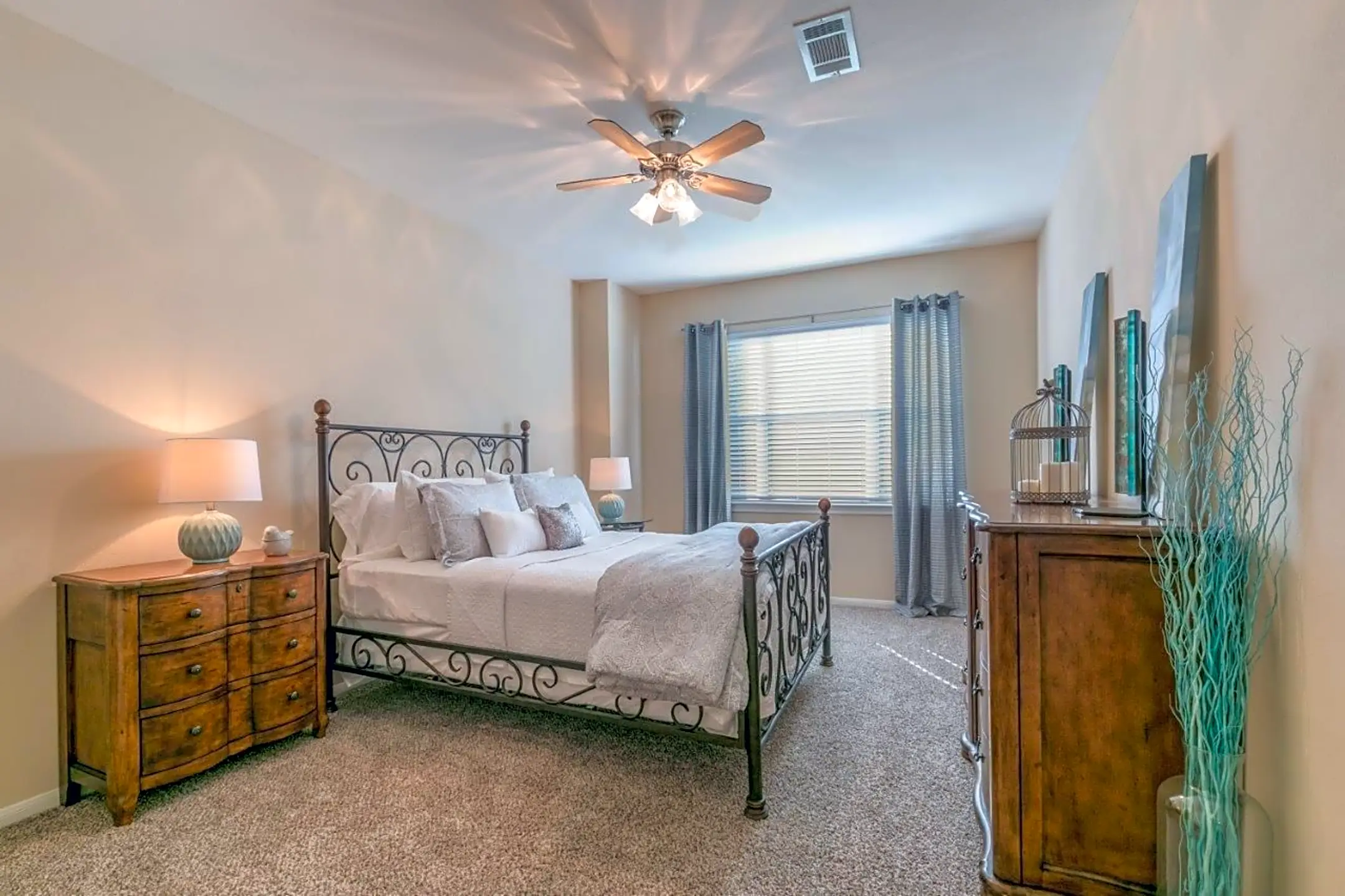 Villas At West Road 9500 West Rd Houston, TX Apartments for Rent