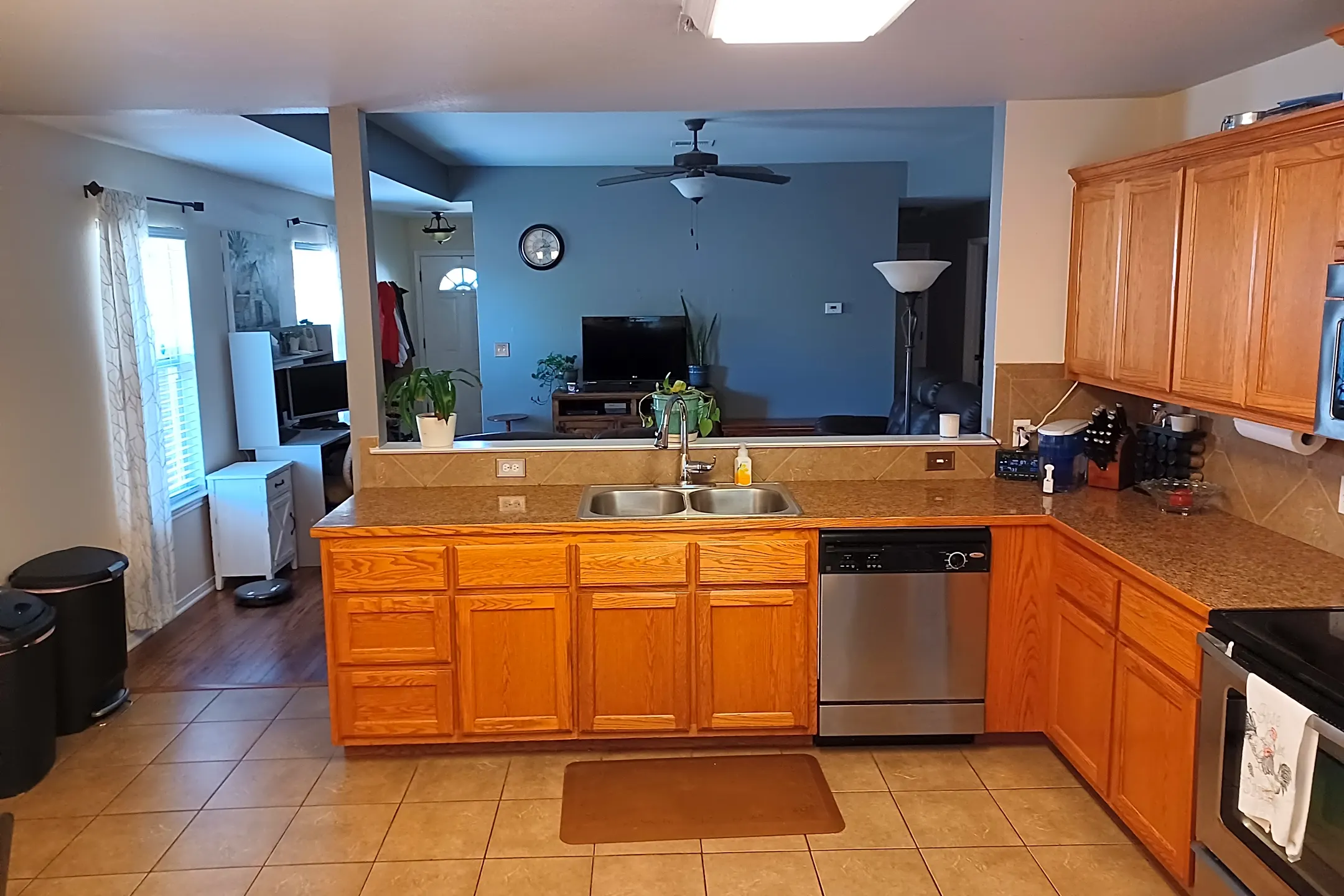 300 Julie St TX Houses for Rent Rent.