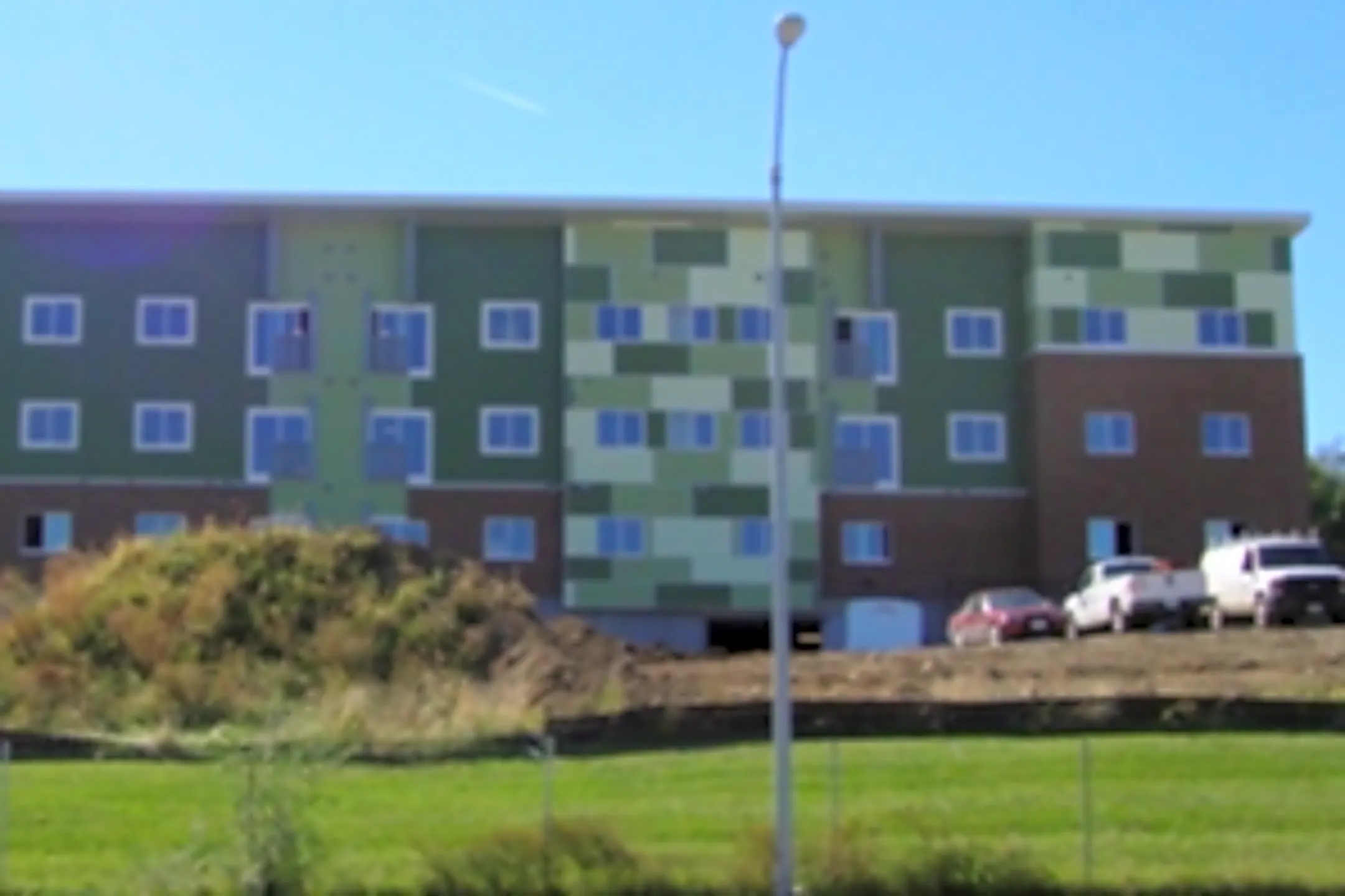 Silver Oaks Apartments 979 Oakridge Dr Des Moines, IA Apartments