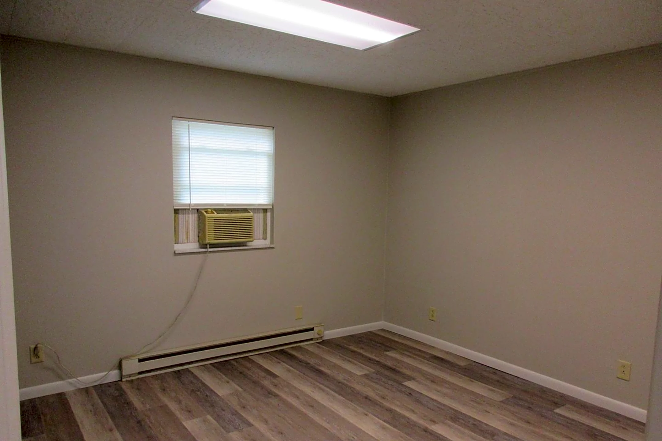 3414 Elm St Houses Parkersburg, WV 26104