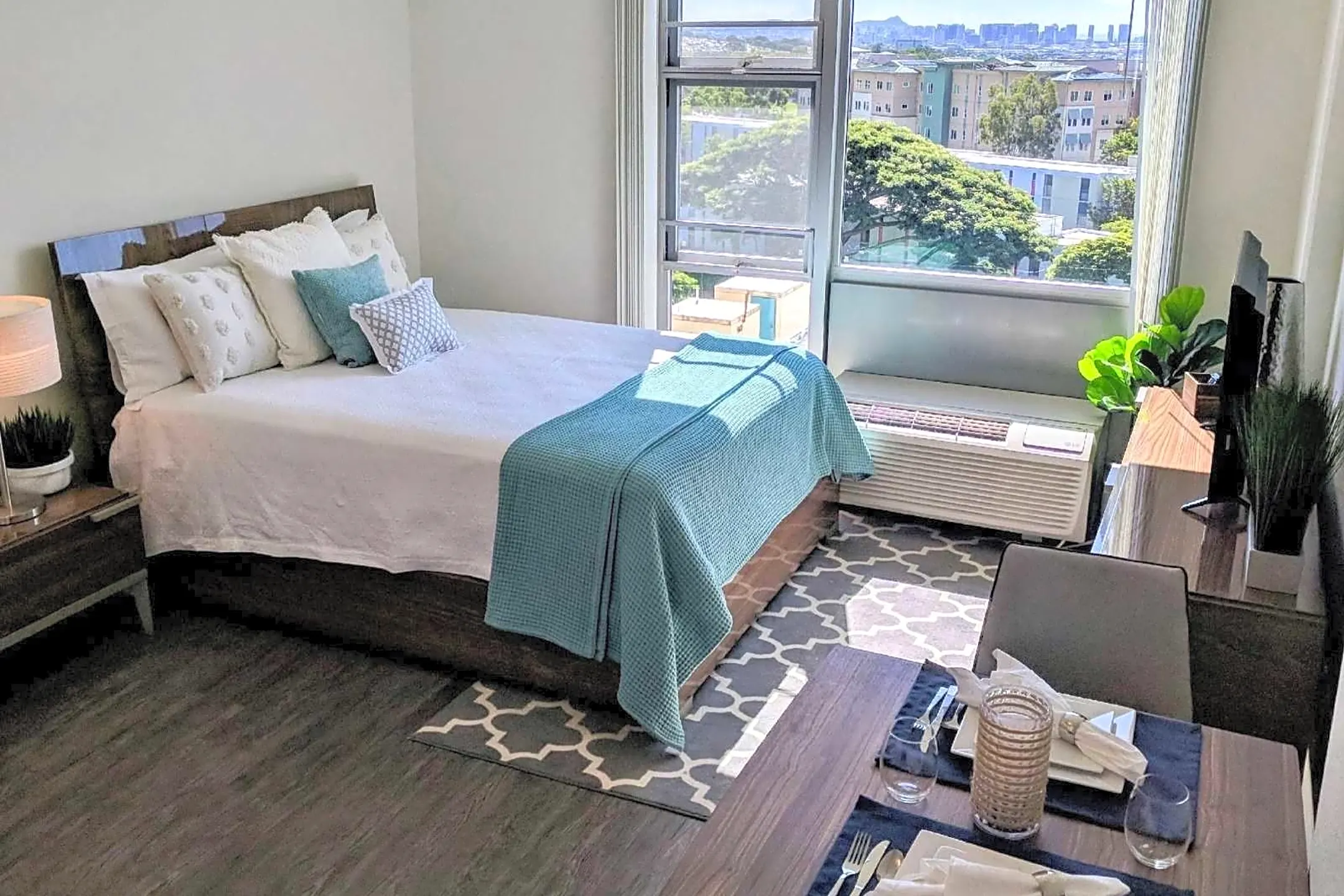 Bedroom - Moanalua Hillside Apartments - Honolulu, HI