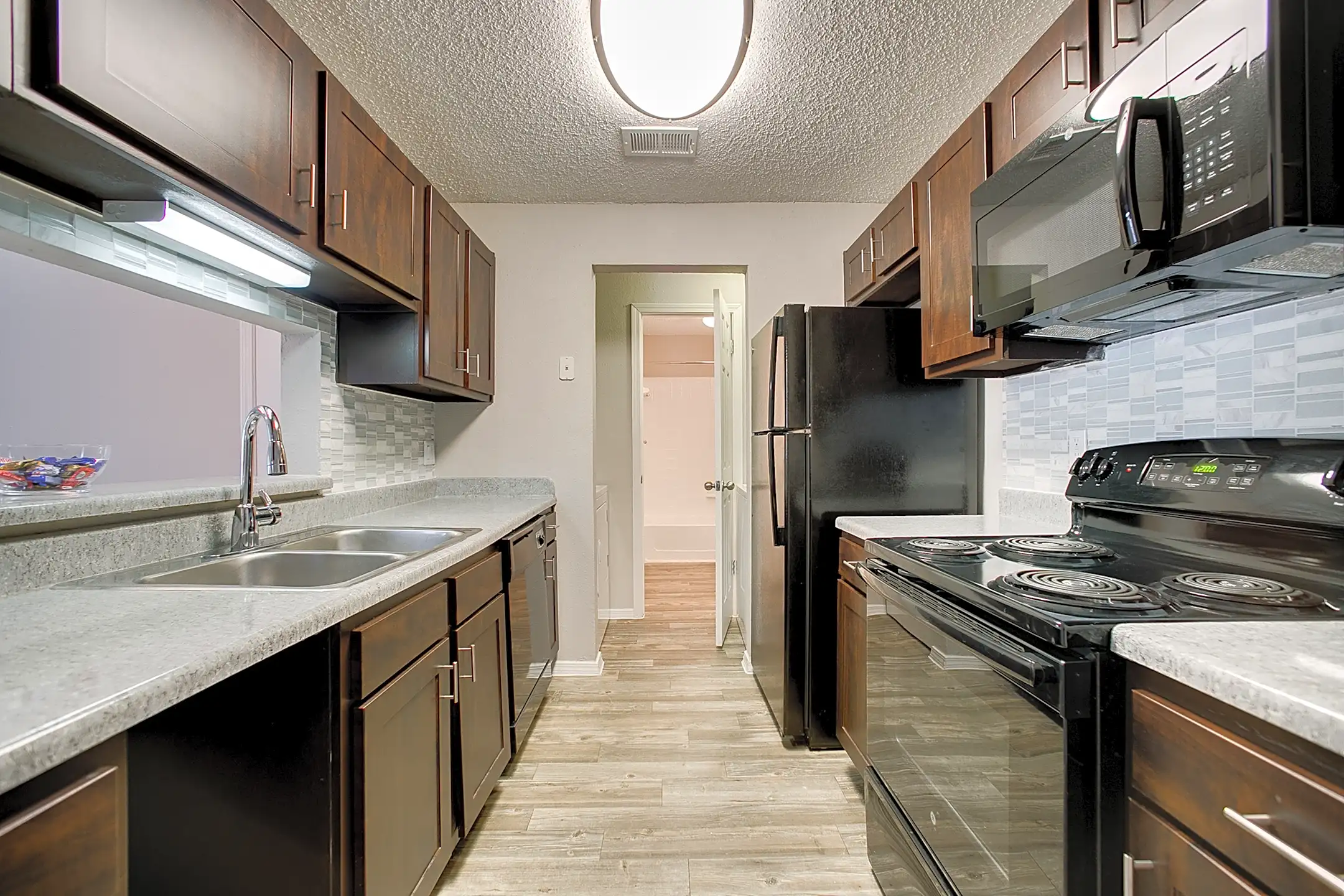 Arbors Of Las Colinas 1000 San Jacinto Dr Irving, TX Apartments for