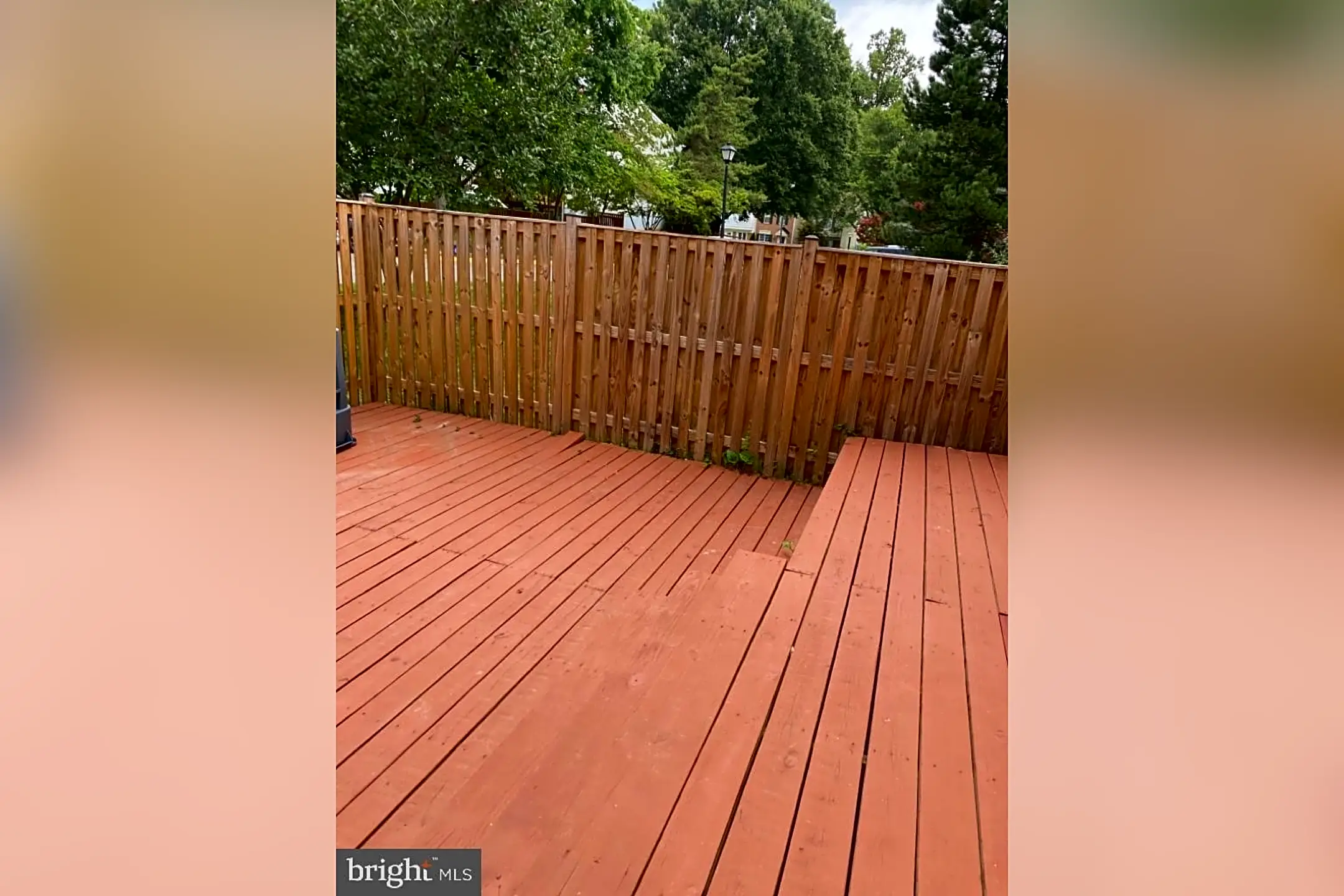 Patio / Deck - 9068 Blarney Stone Dr - Springfield, VA