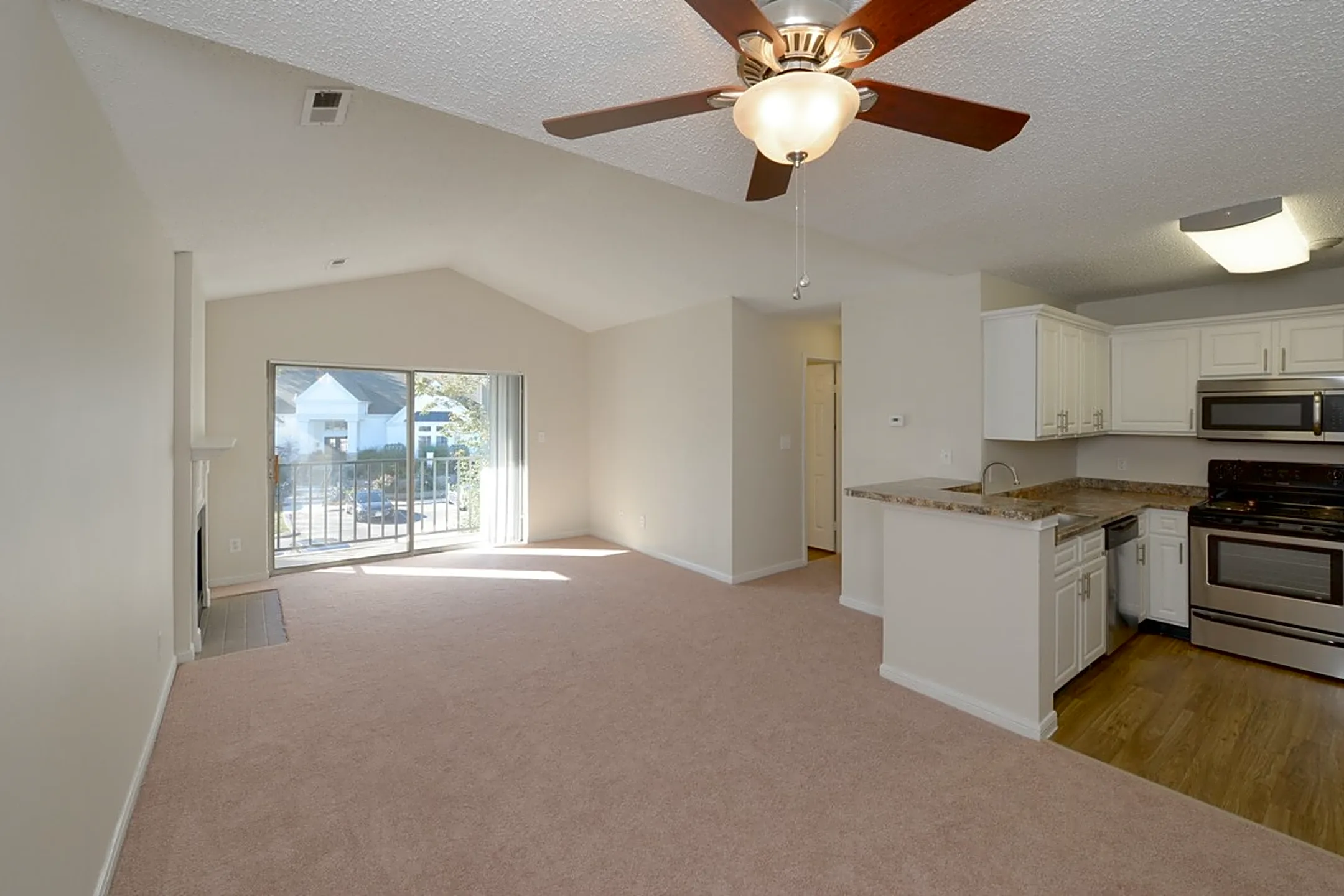 The Terraces of Western Cranston Cranston, RI 02920