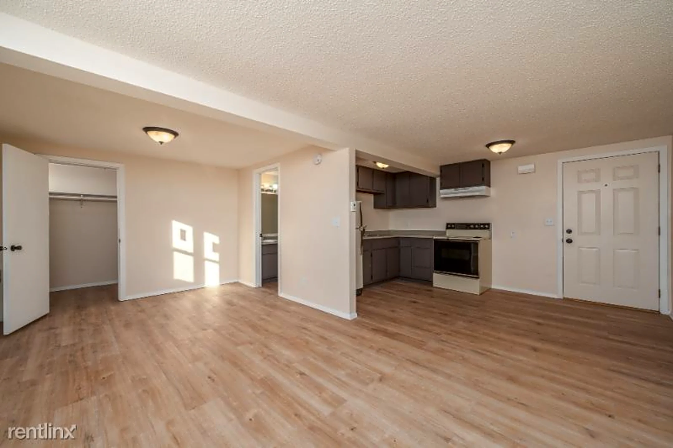 808 S Main Ave 808 S Main Ave unit 102 Colton, SD Apartments for