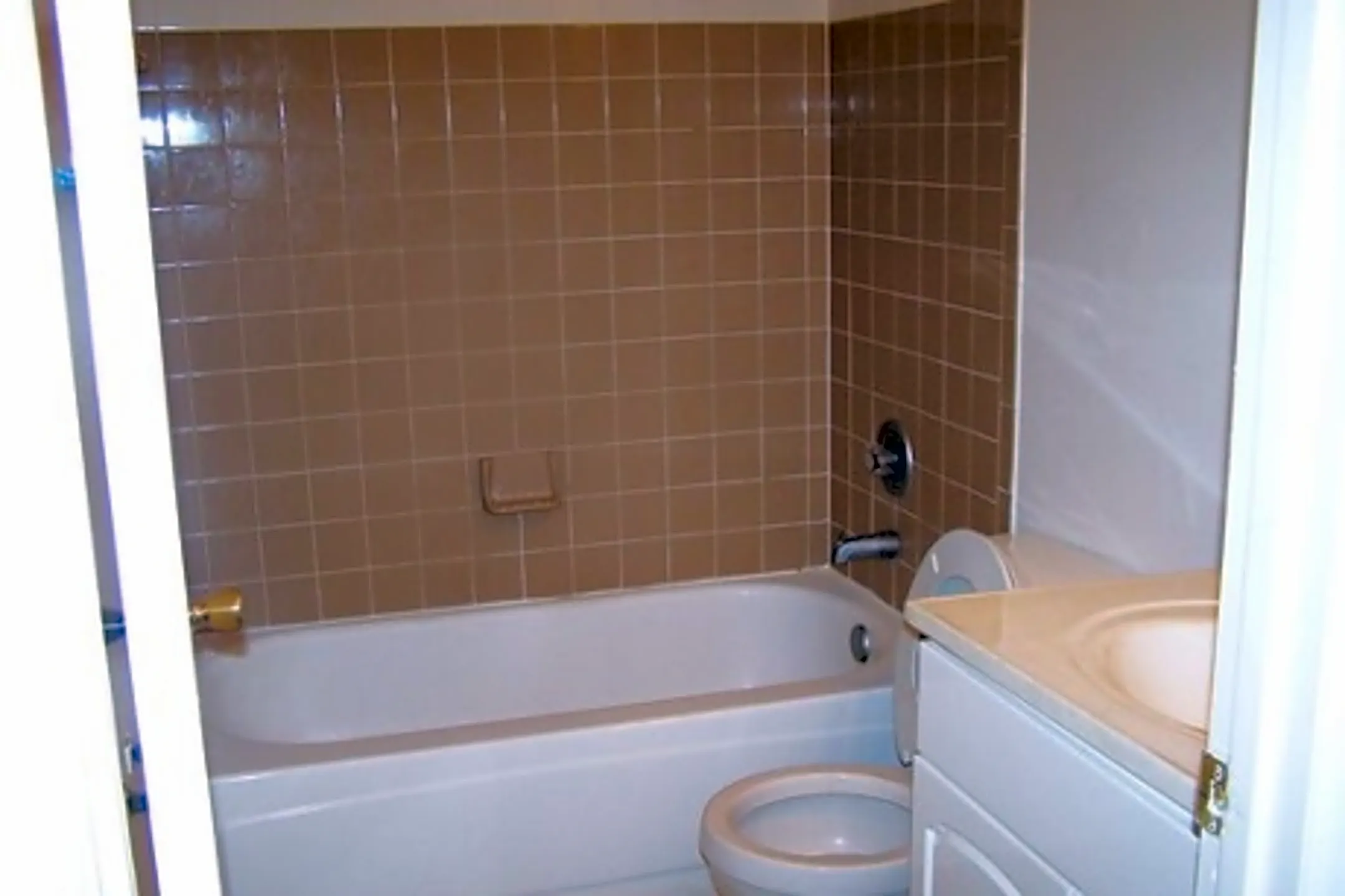 Villas at Pine Hills 5249 Champagne Cir Orlando, FL Houses for Rent